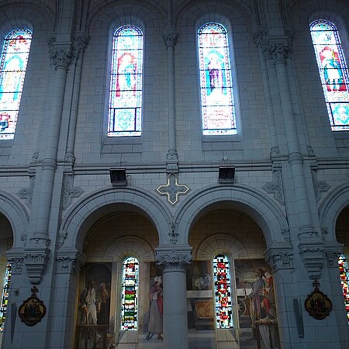 Photo de Église Saint-Pierre de Chanzeaux