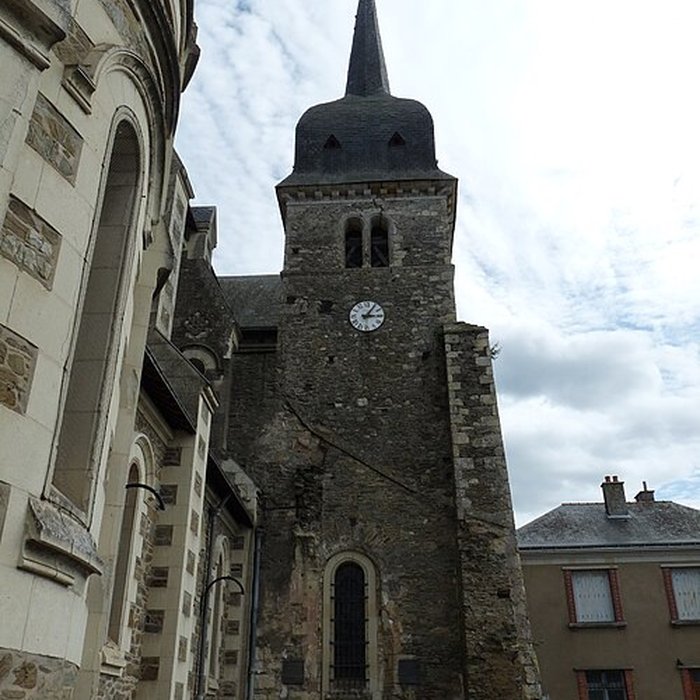 Photo de Église Saint-Pierre de Chanzeaux