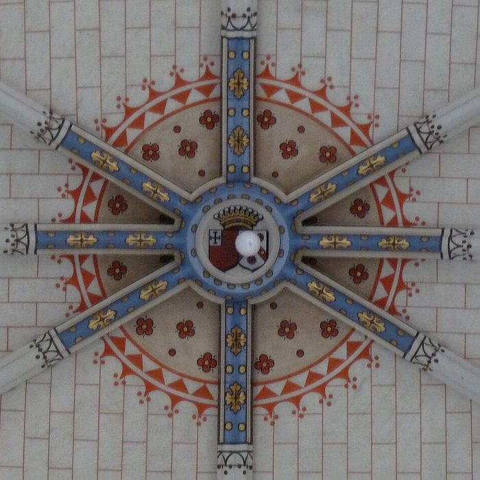 Photo de Église Saint-Pierre de Chanzeaux