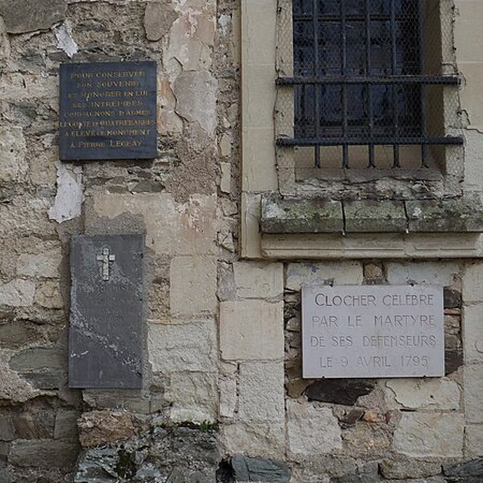 Photo de Église Saint-Pierre de Chanzeaux