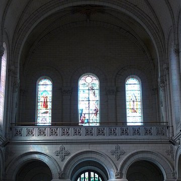 Église Saint-Pierre de Chanzeaux