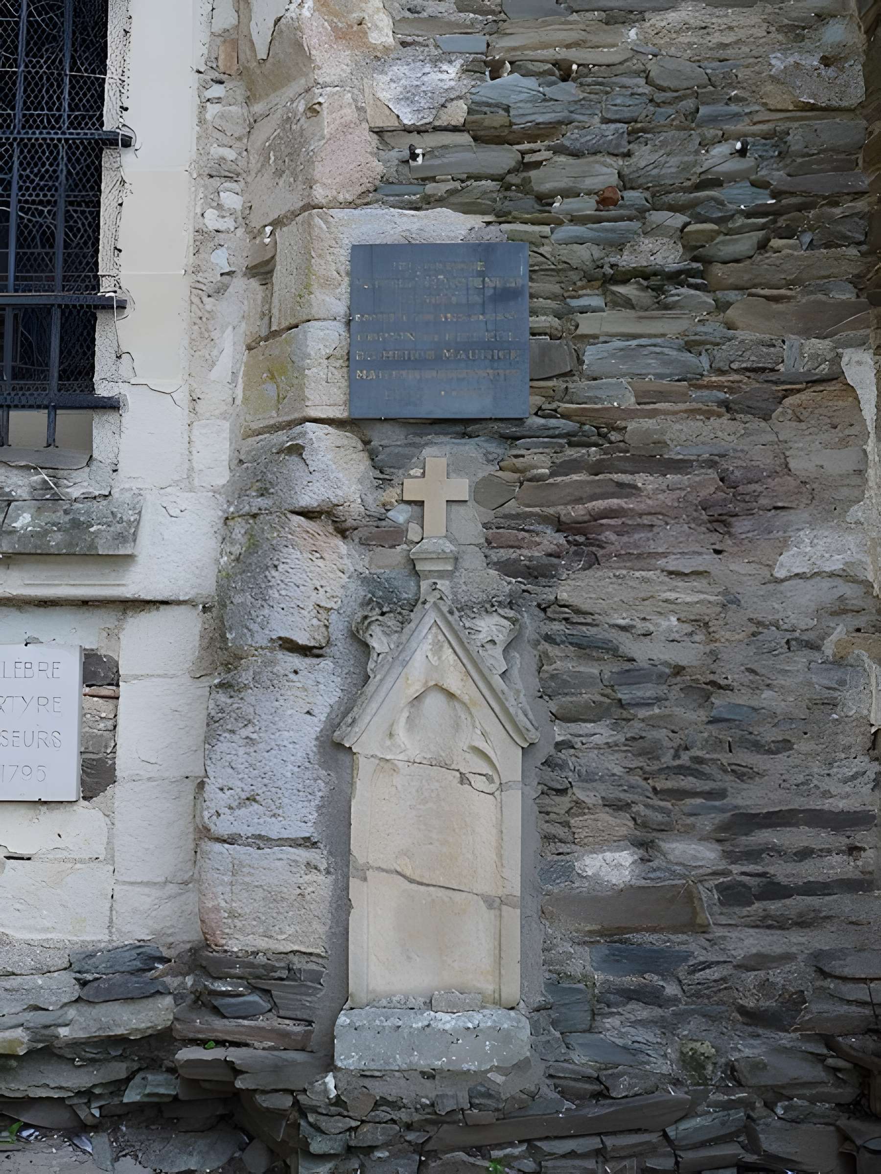 Église Saint-Pierre de Chanzeaux