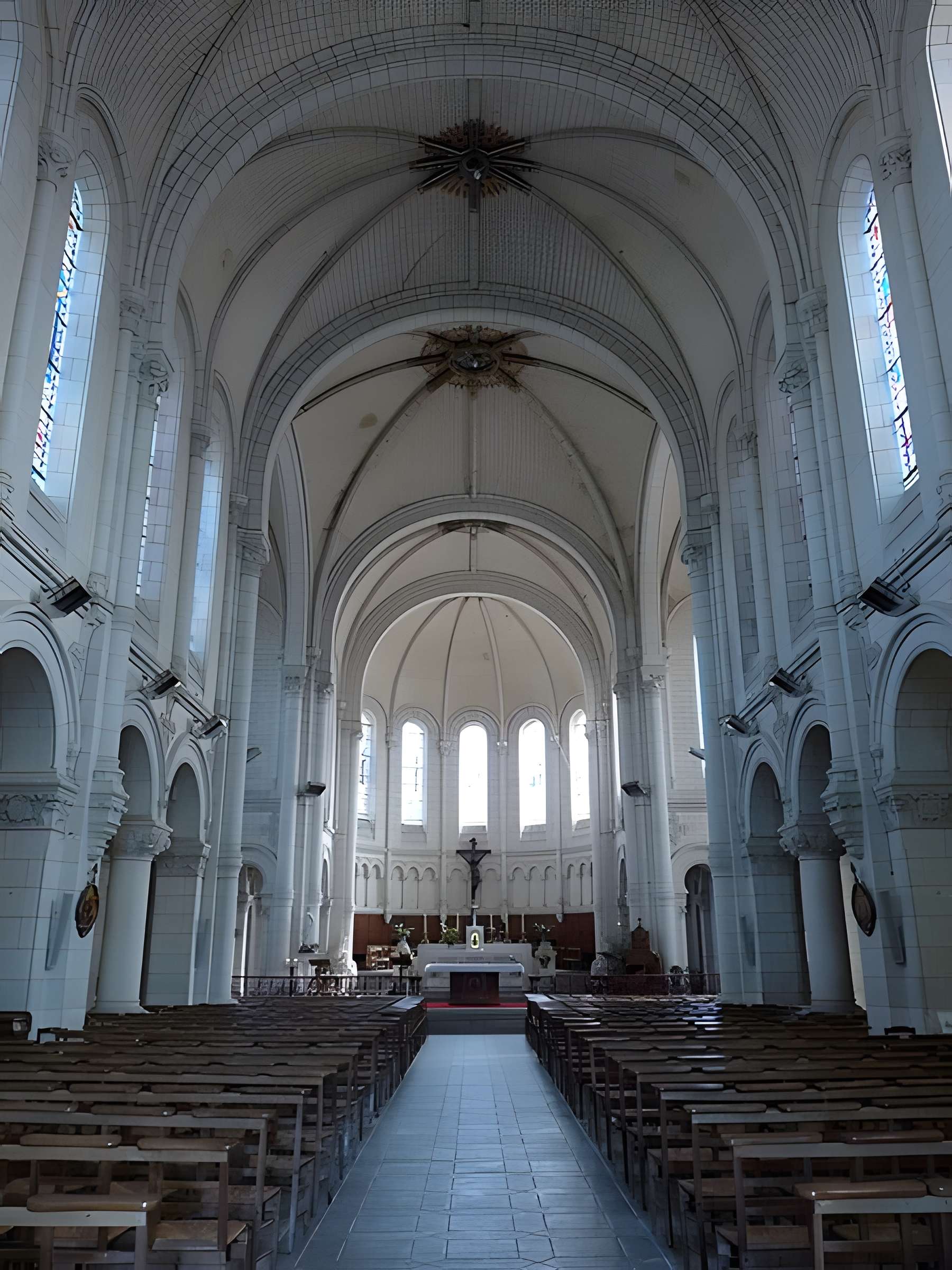 Église Saint-Pierre de Chanzeaux