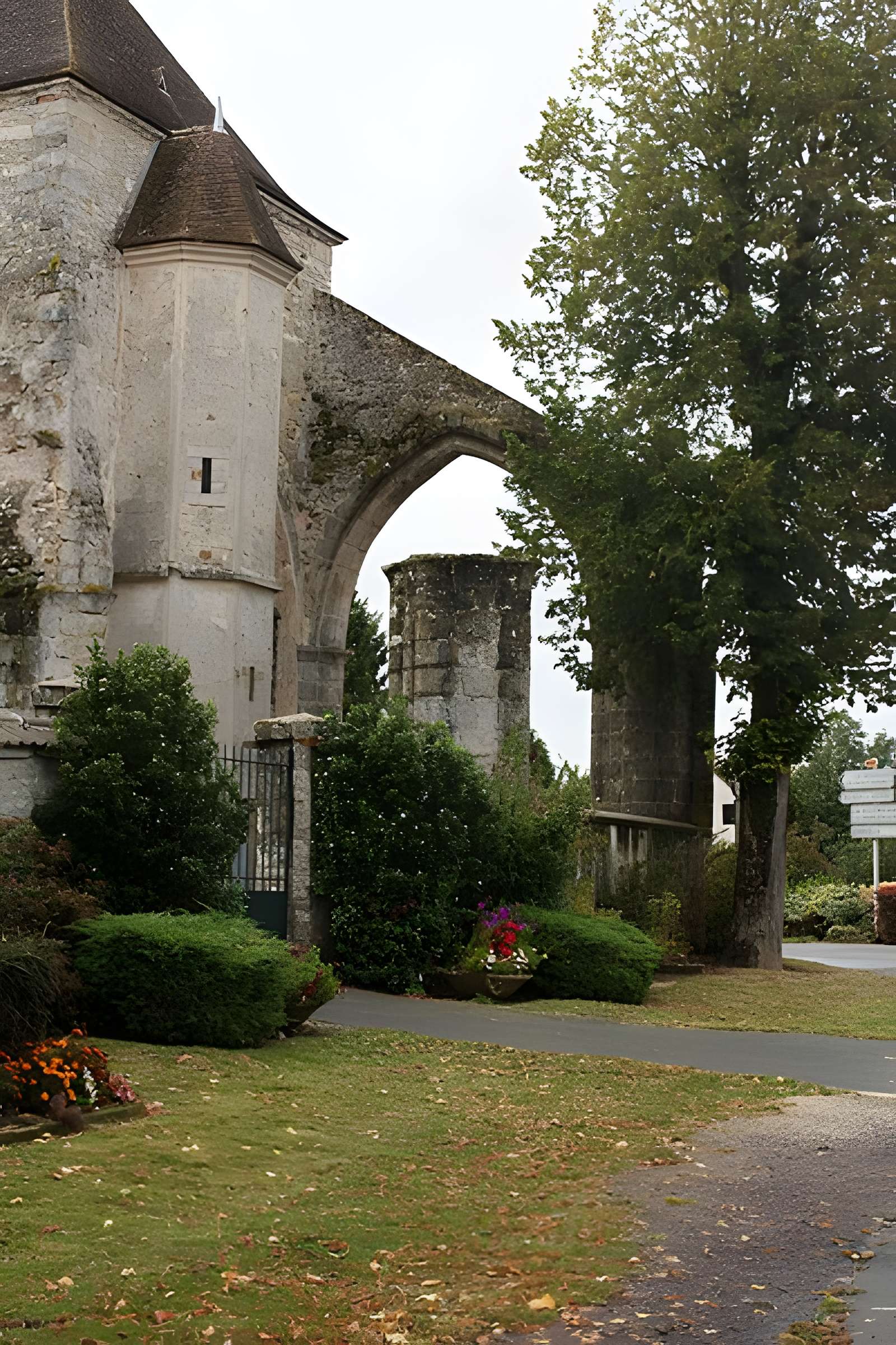 Église Saint-Pierre de Charleville