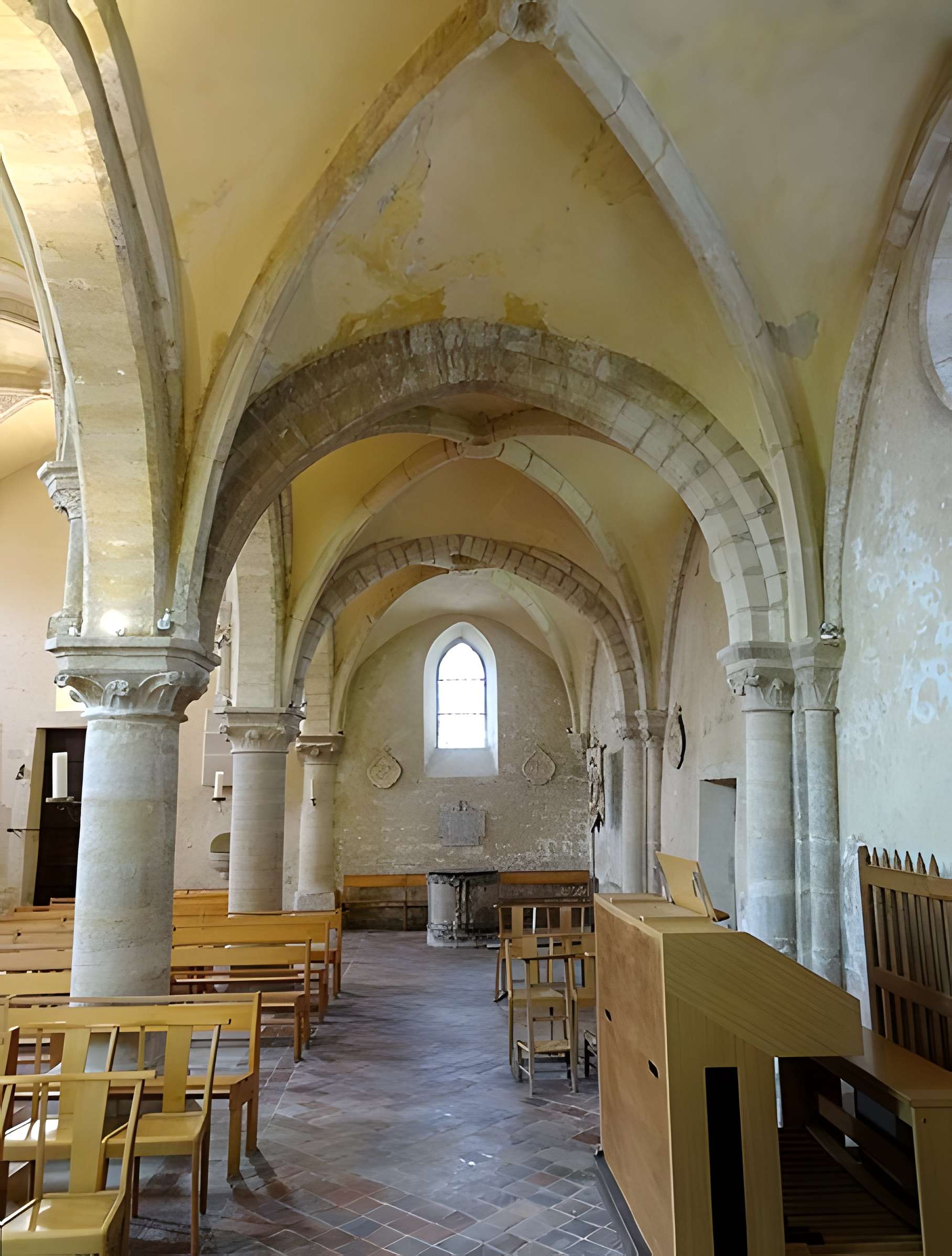 Église Saint-Pierre de Chavenay