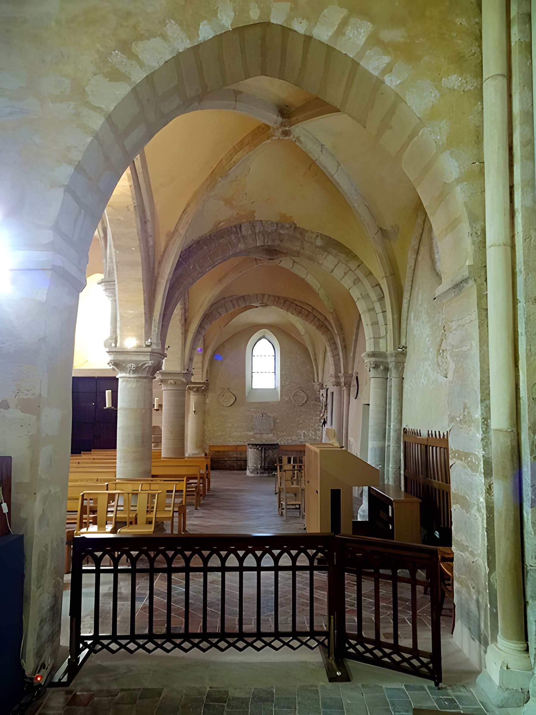 Église Saint-Pierre de Chavenay