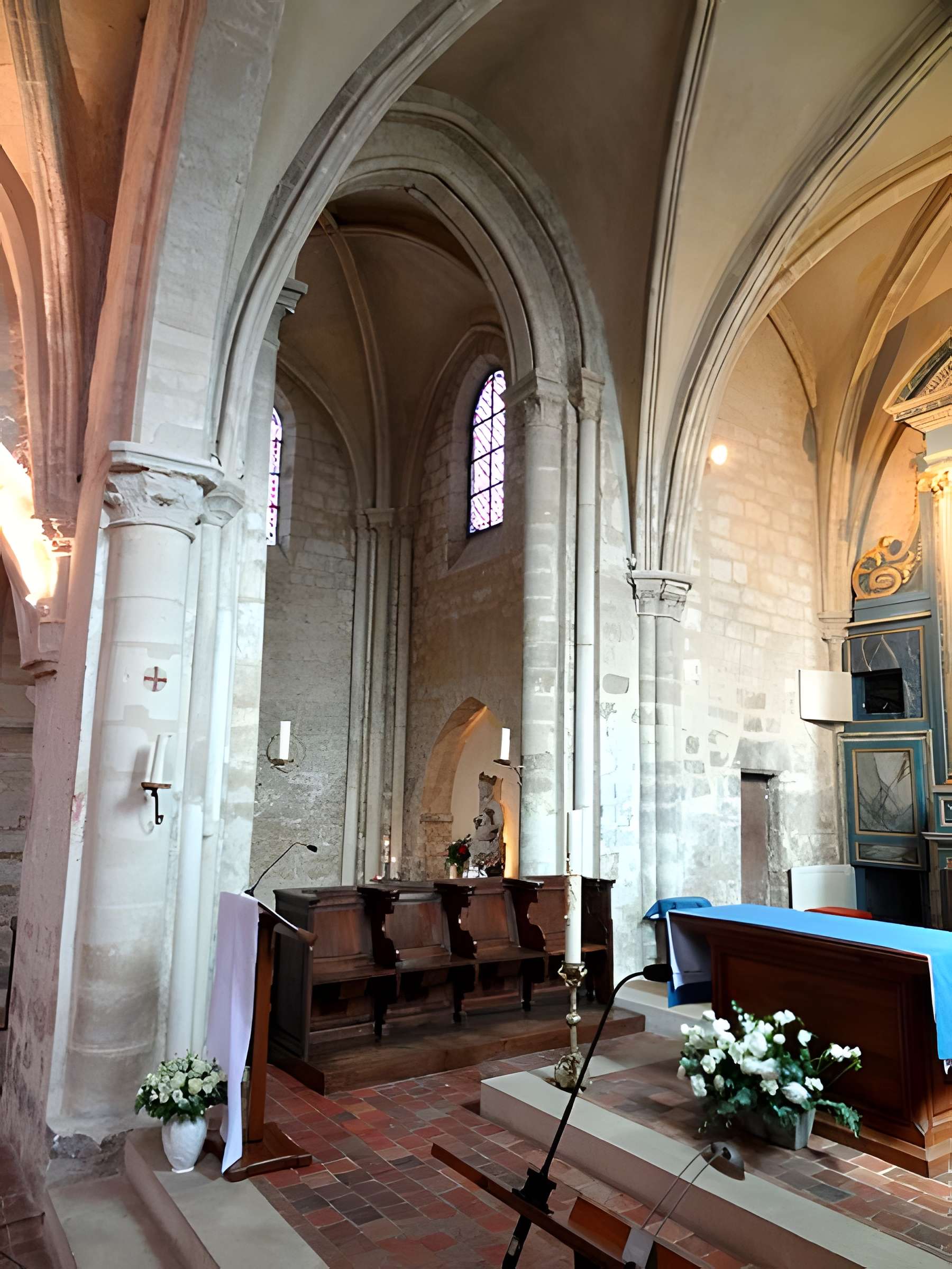 Église Saint-Pierre de Chavenay