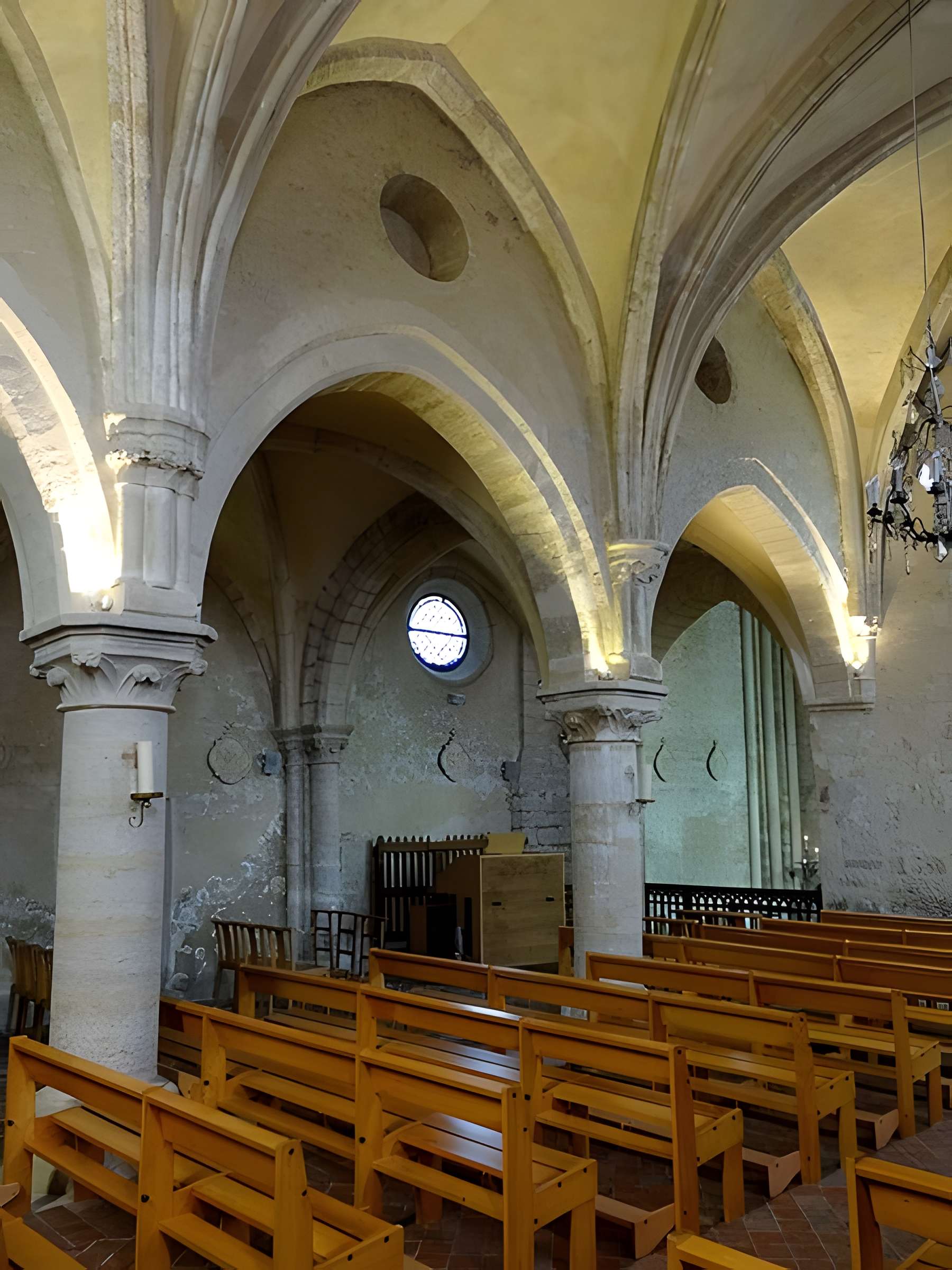 Église Saint-Pierre de Chavenay