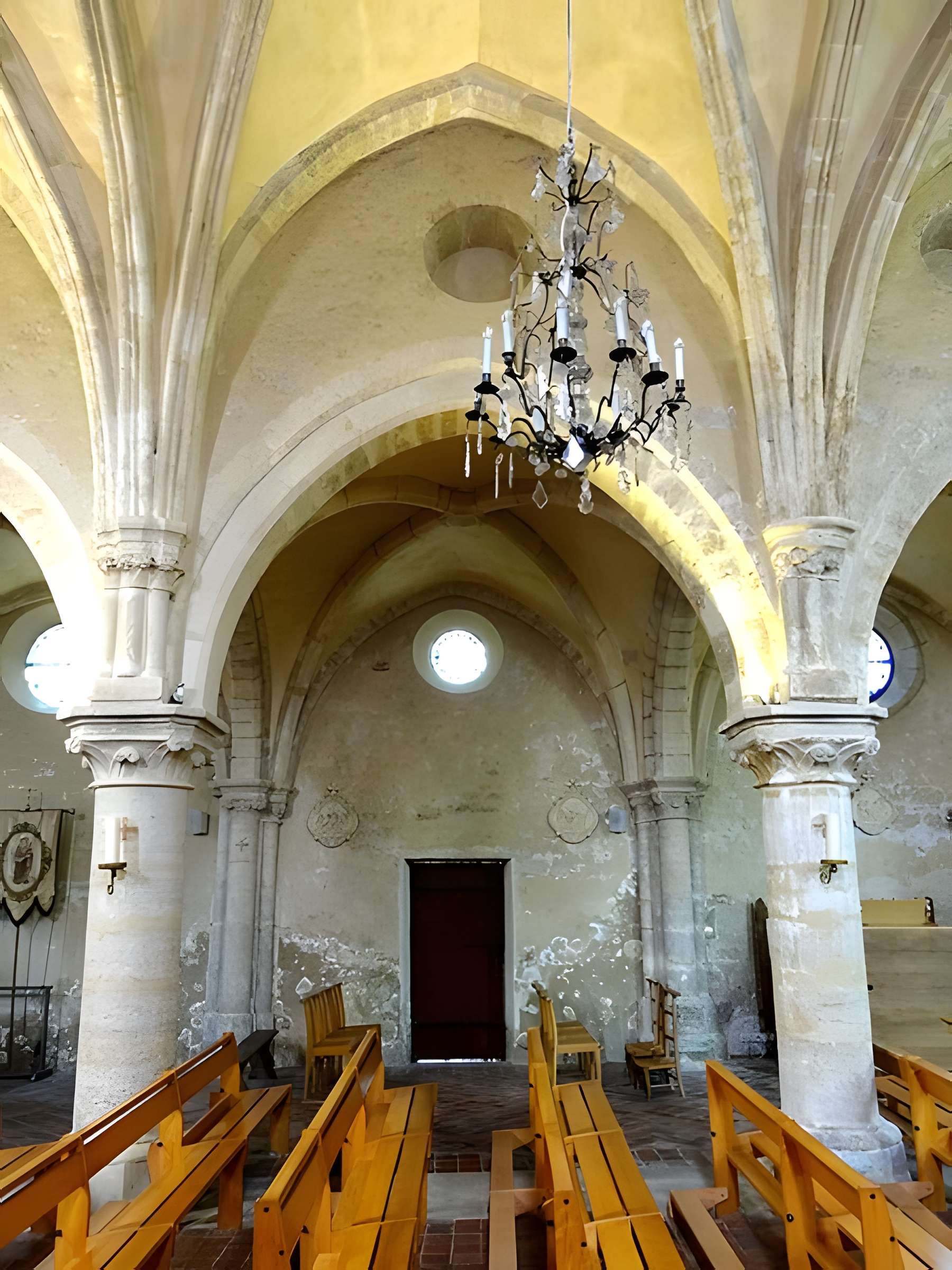 Église Saint-Pierre de Chavenay