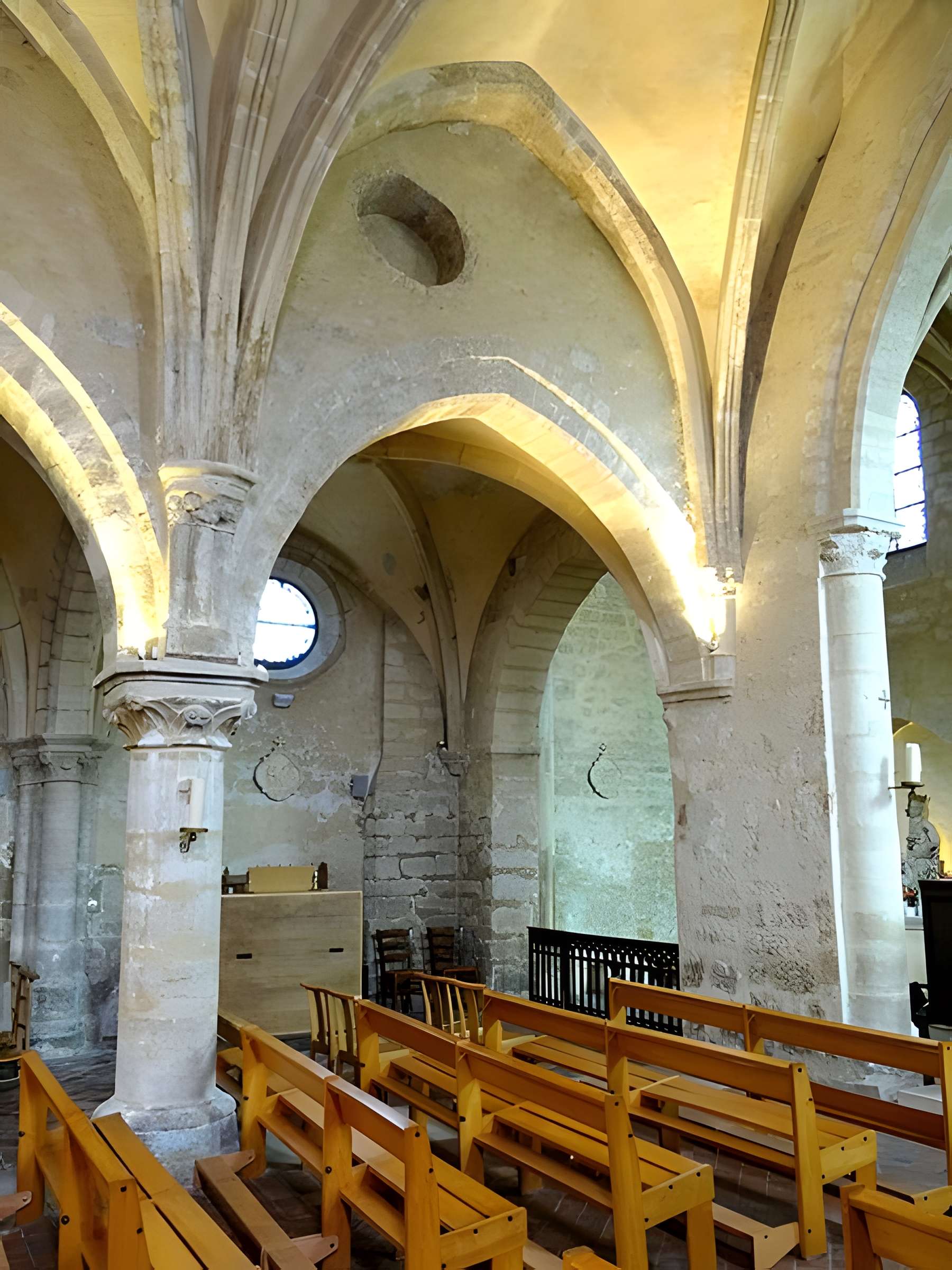 Église Saint-Pierre de Chavenay