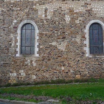 Église Saint-Pierre de Chenillé-Changé