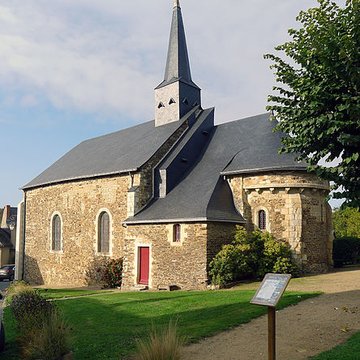 Église Saint-Pierre de Chenillé-Changé