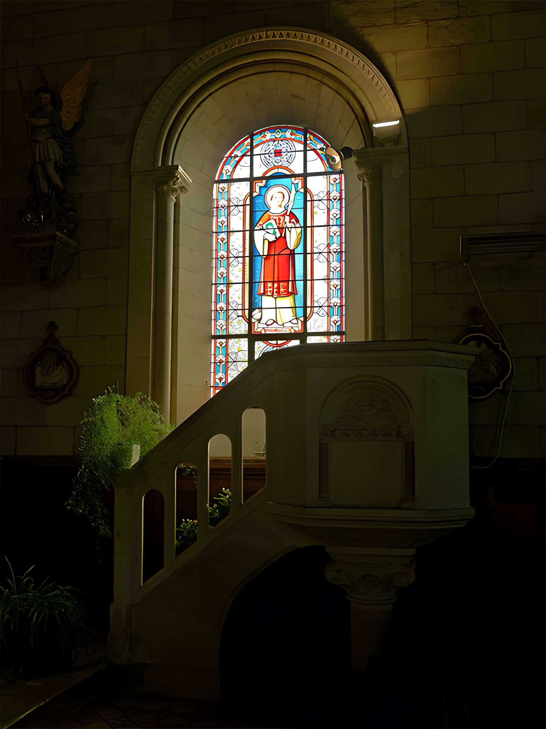 Église Saint-Pierre de Chenillé-Changé