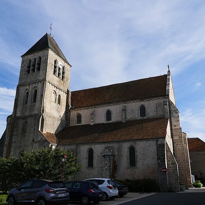 Photo de Église Saint-Pierre de Chilleurs-aux-Bois