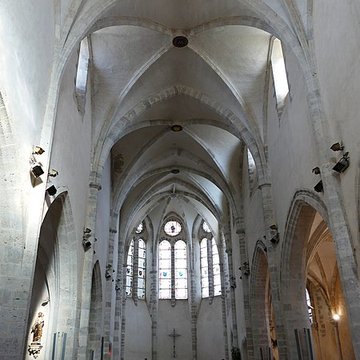 Église Saint-Pierre de Chilleurs-aux-Bois
