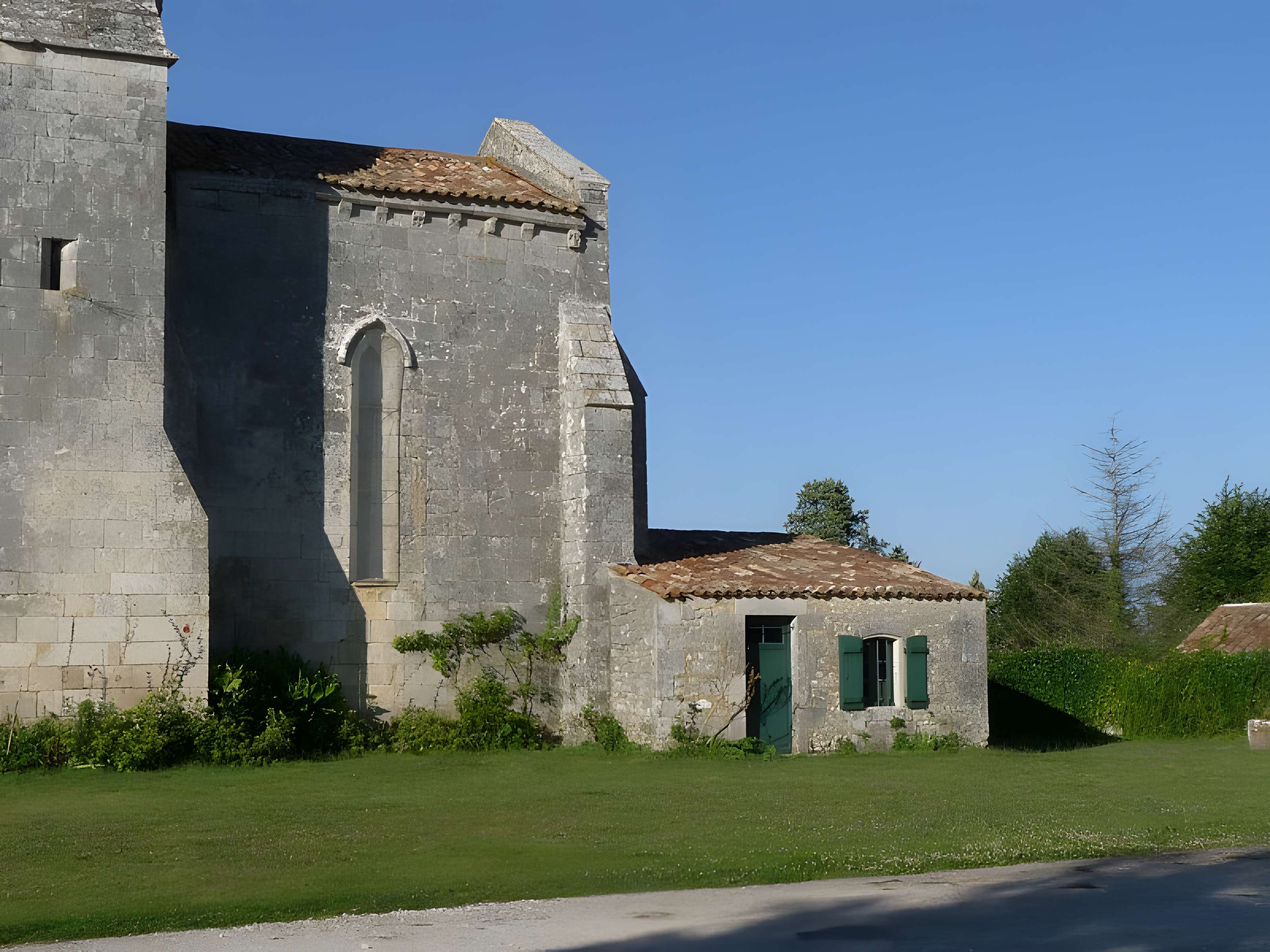 Église Saint-Pierre de Consac