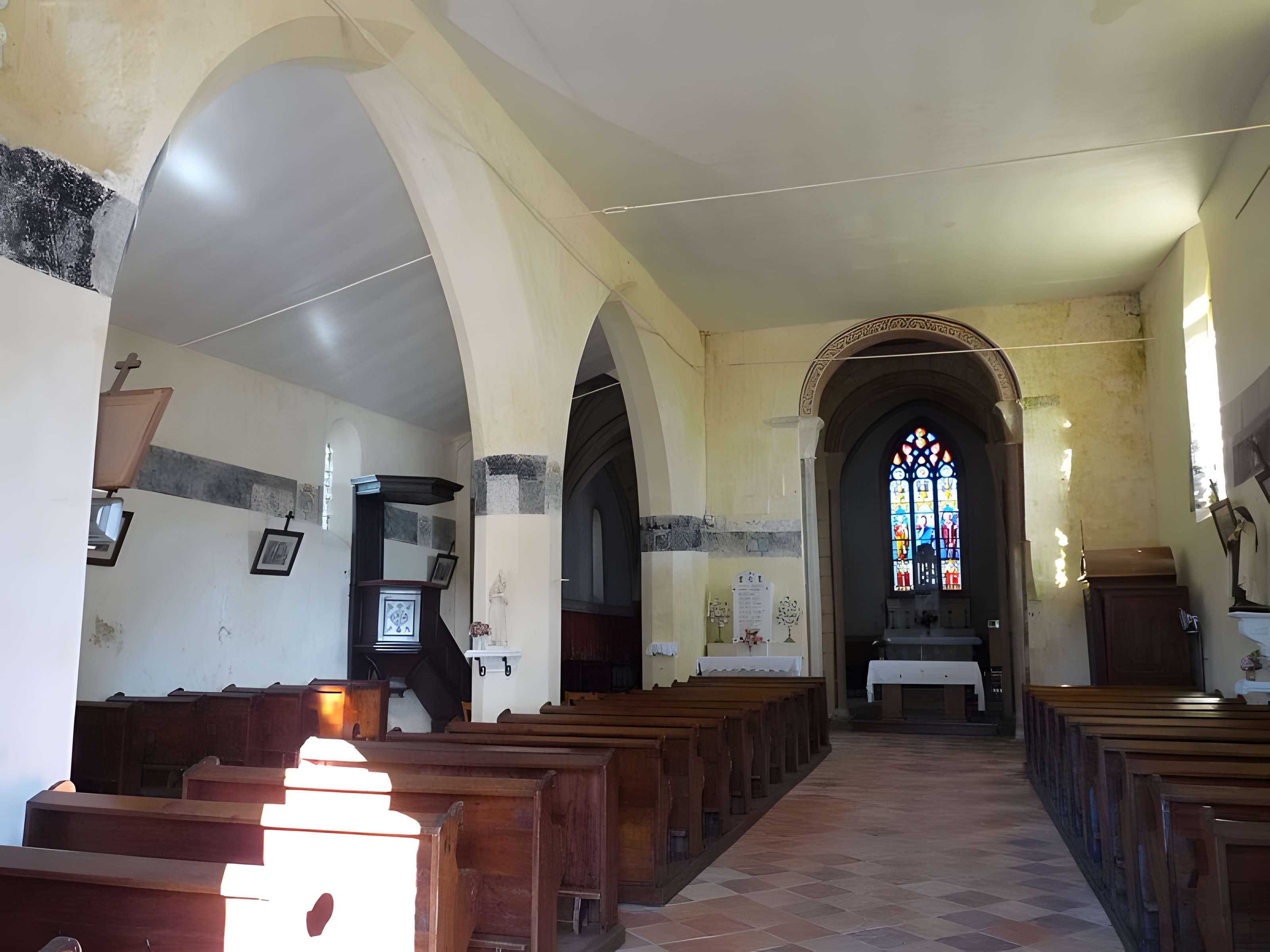 Église Saint-Pierre de Consac