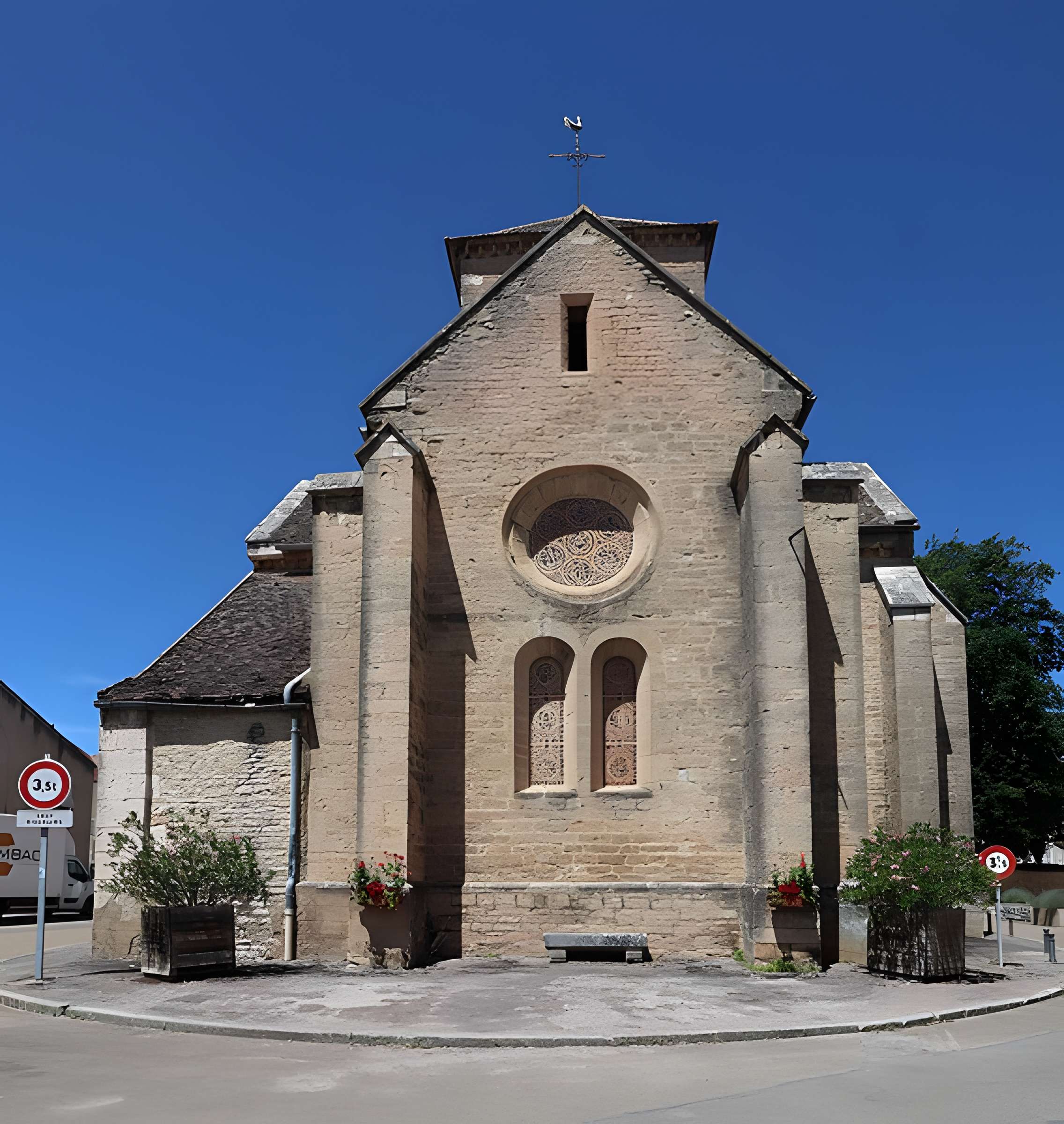 Église Saint-Pierre de Corgoloin
