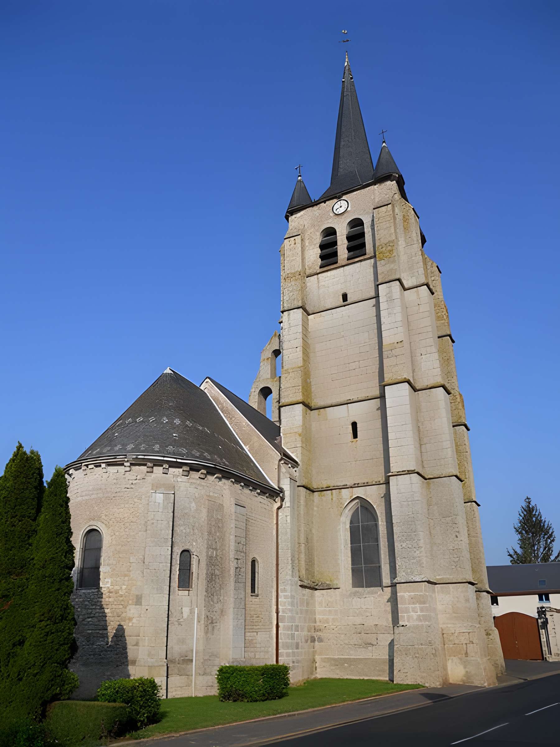 Église Saint-Pierre de Cormainville 