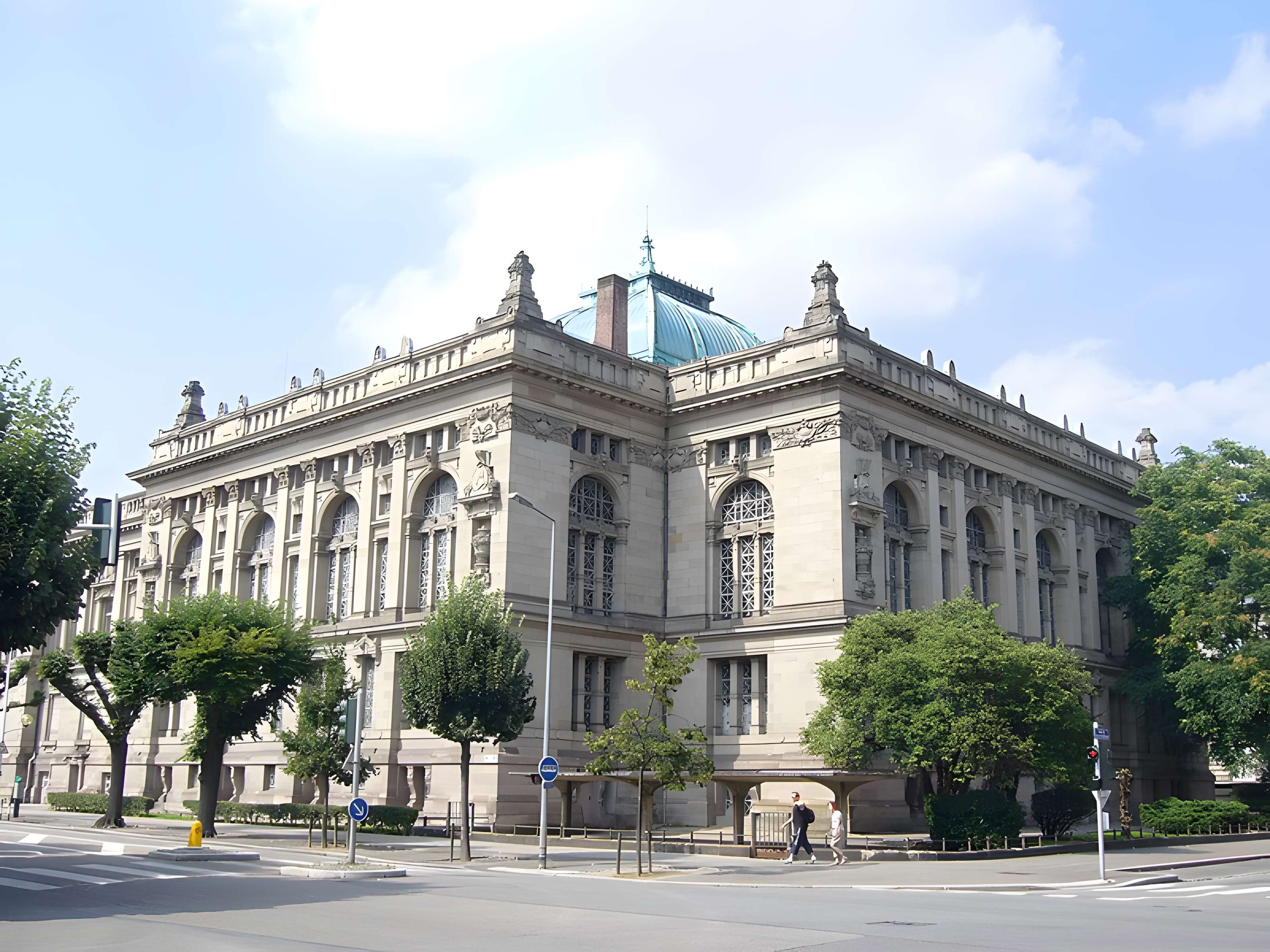 Bibliothèque nationale et universitaire de Strasbourg