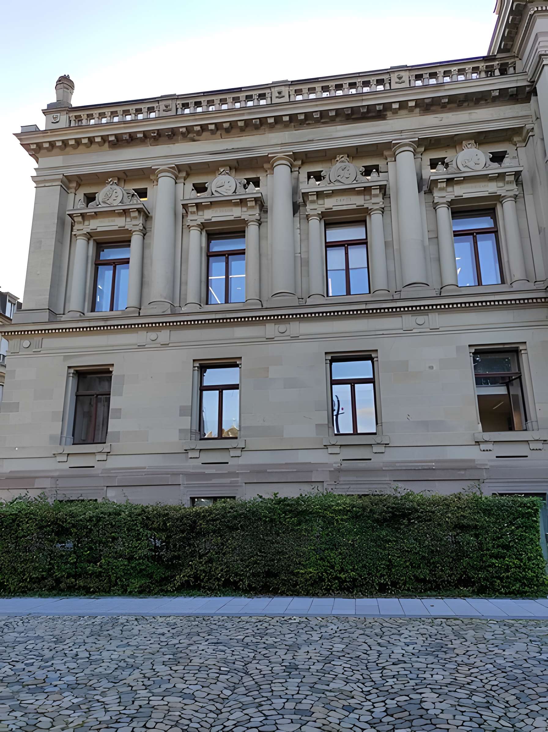 Bibliothèque nationale et universitaire de Strasbourg