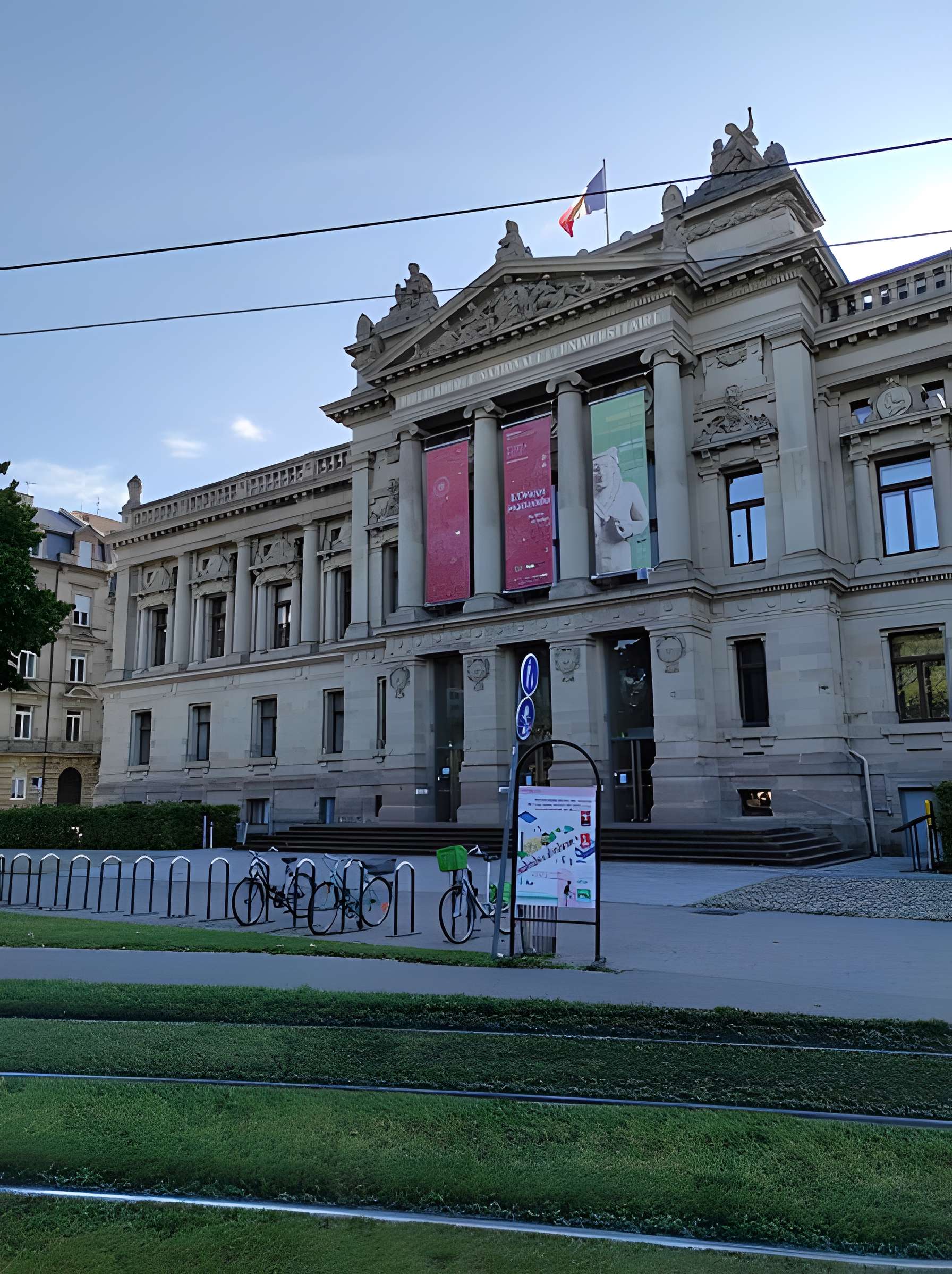 Bibliothèque nationale et universitaire de Strasbourg