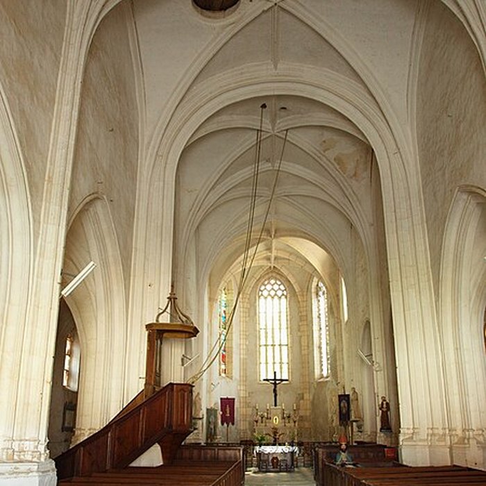Photo de Église Saint-Pierre de Dampierre-sous-Bouhy