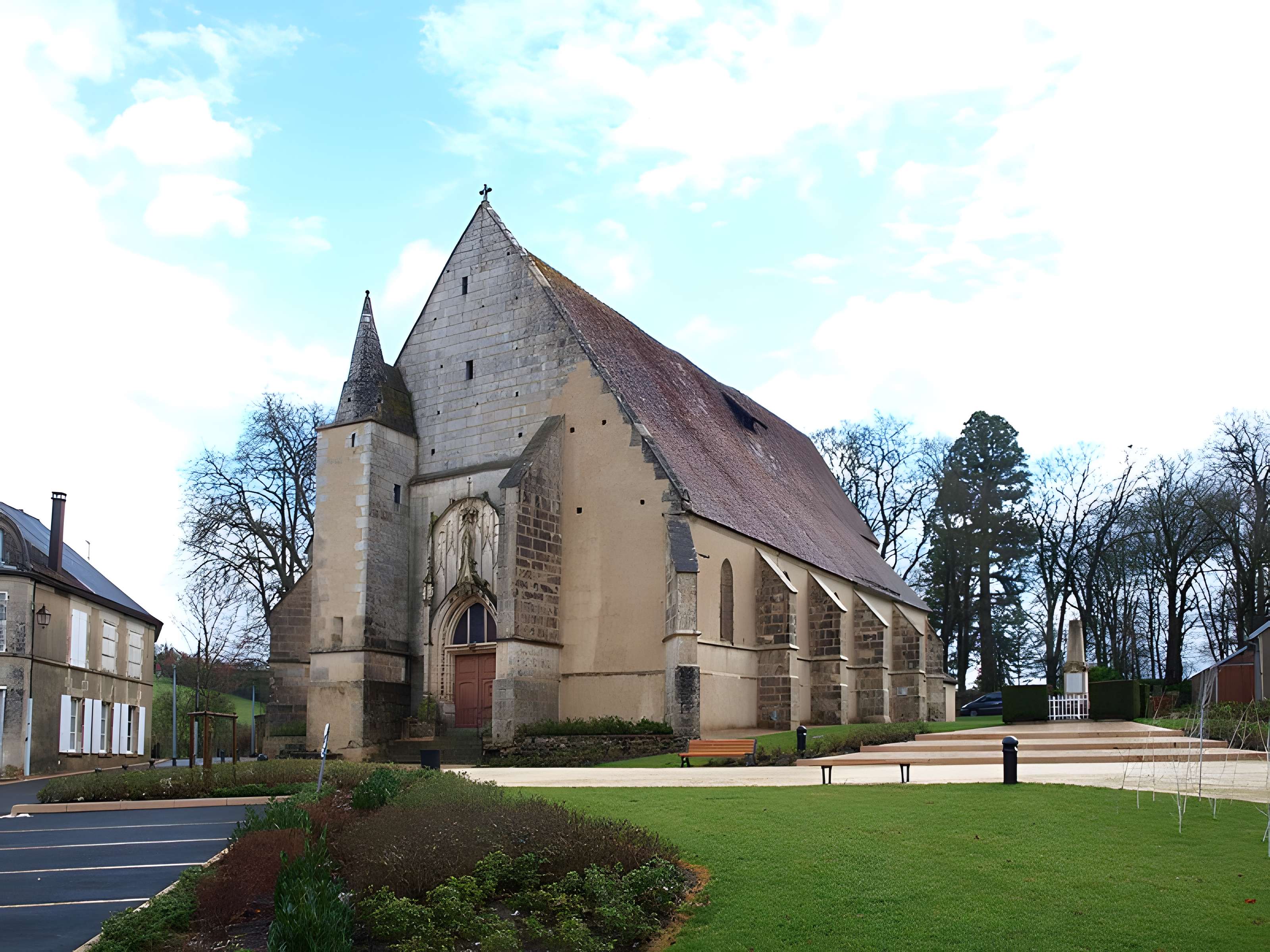 Église Saint-Pierre de Dampierre-sous-Bouhy