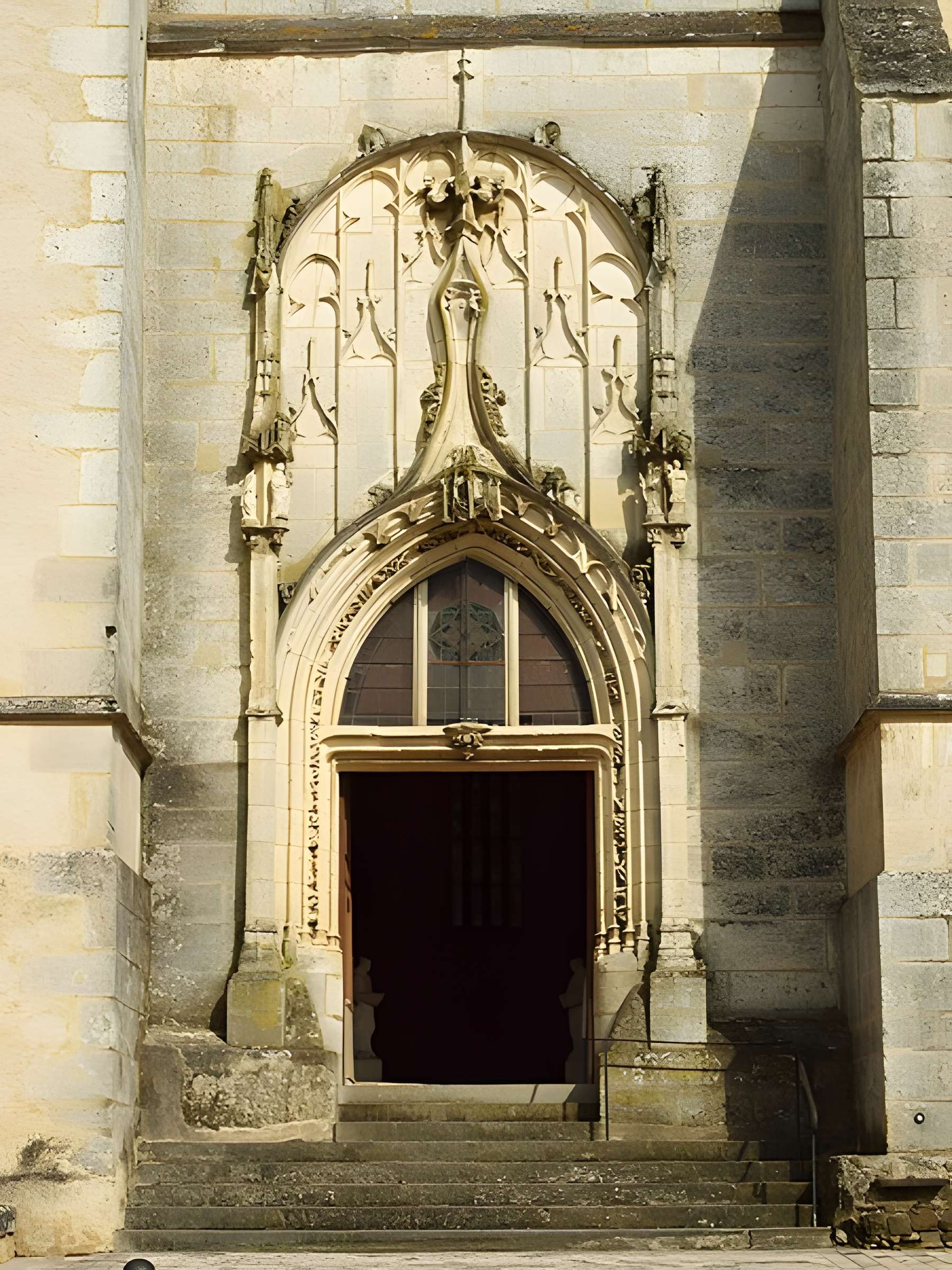Église Saint-Pierre de Dampierre-sous-Bouhy