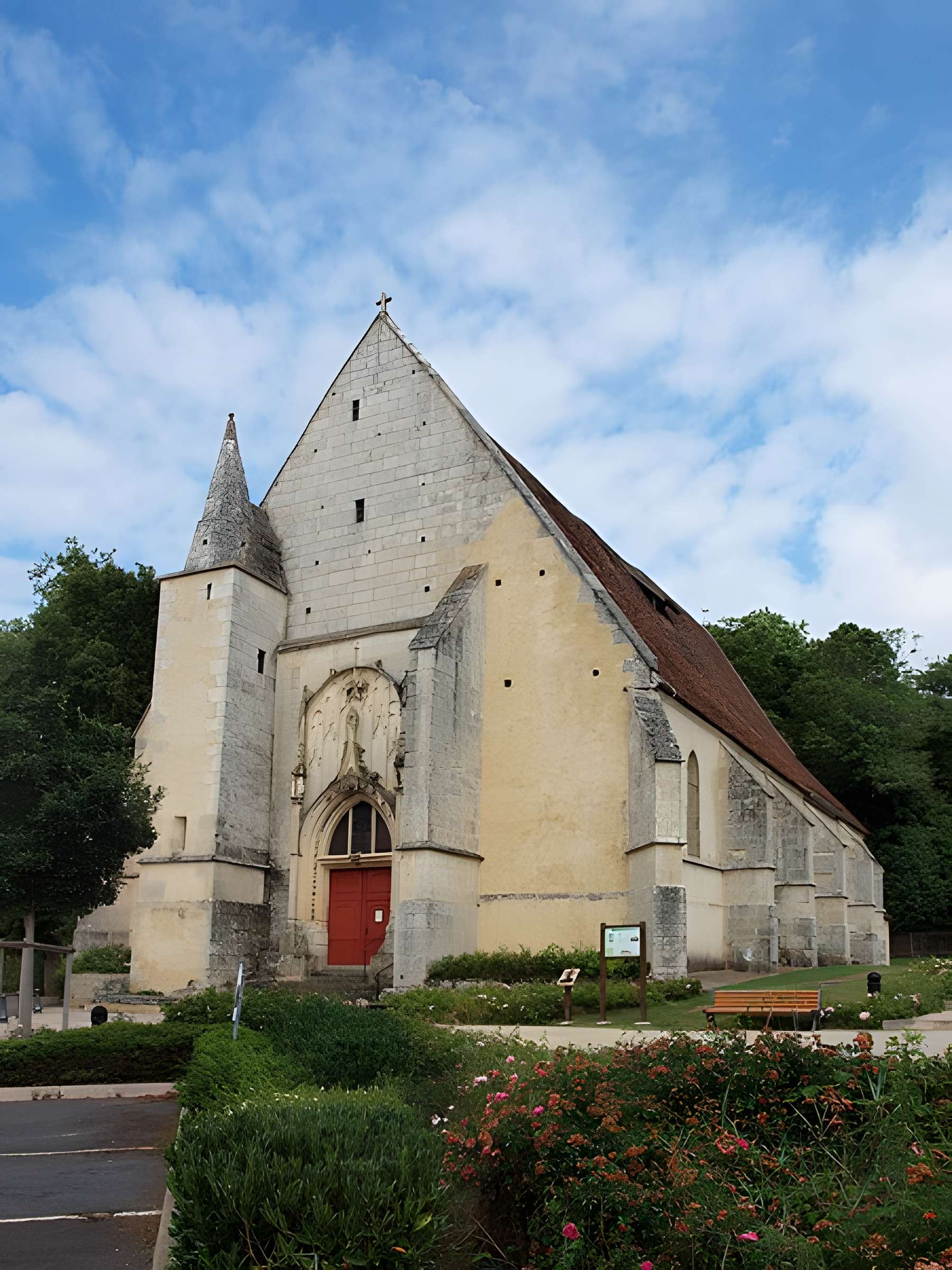 Église Saint-Pierre de Dampierre-sous-Bouhy