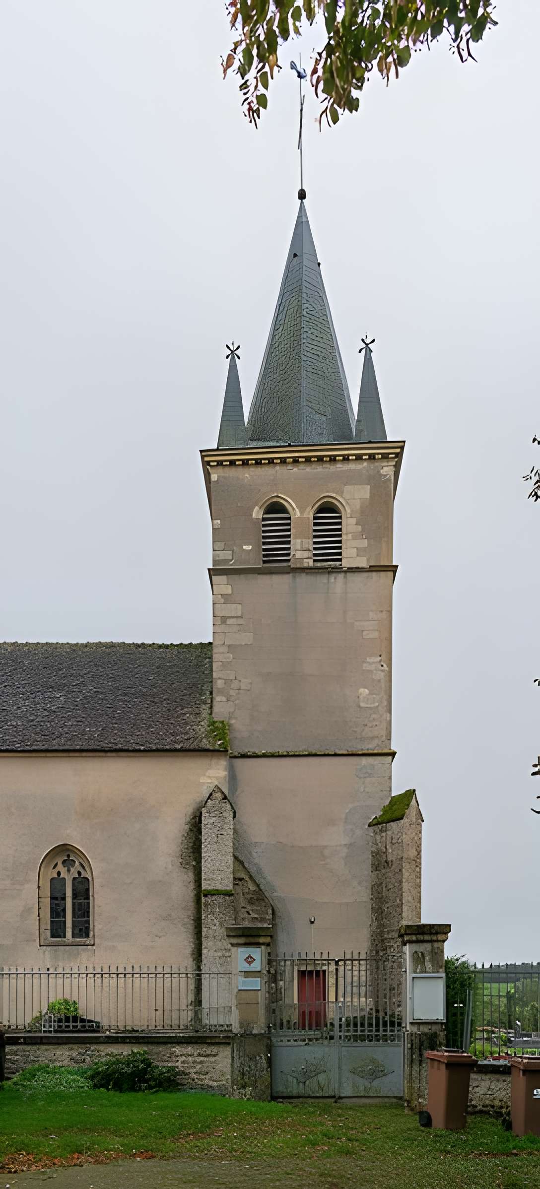 Église Saint-Pierre de Dompierre-sur-Héry
