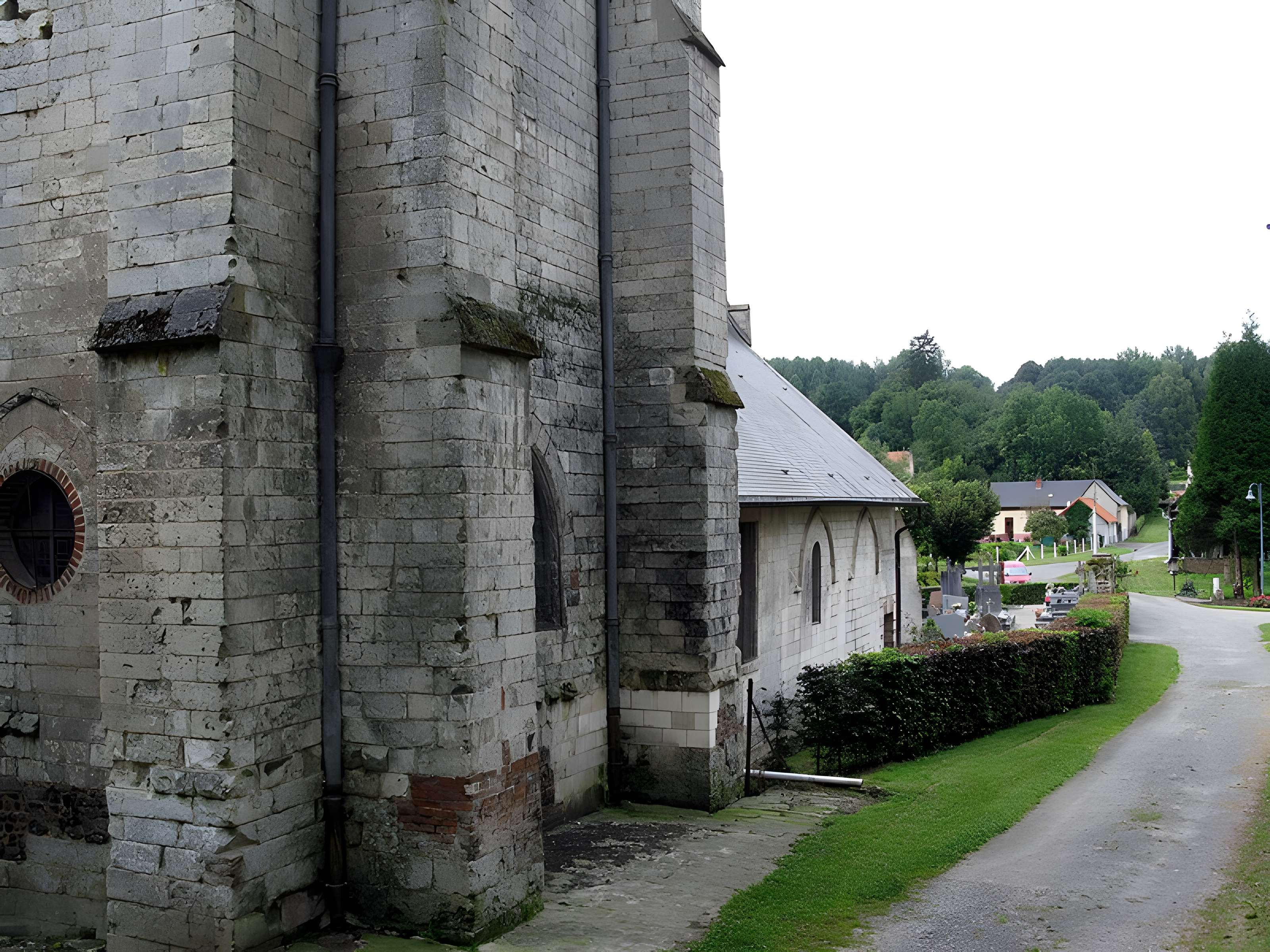 Église Saint-Pierre de Fieffes