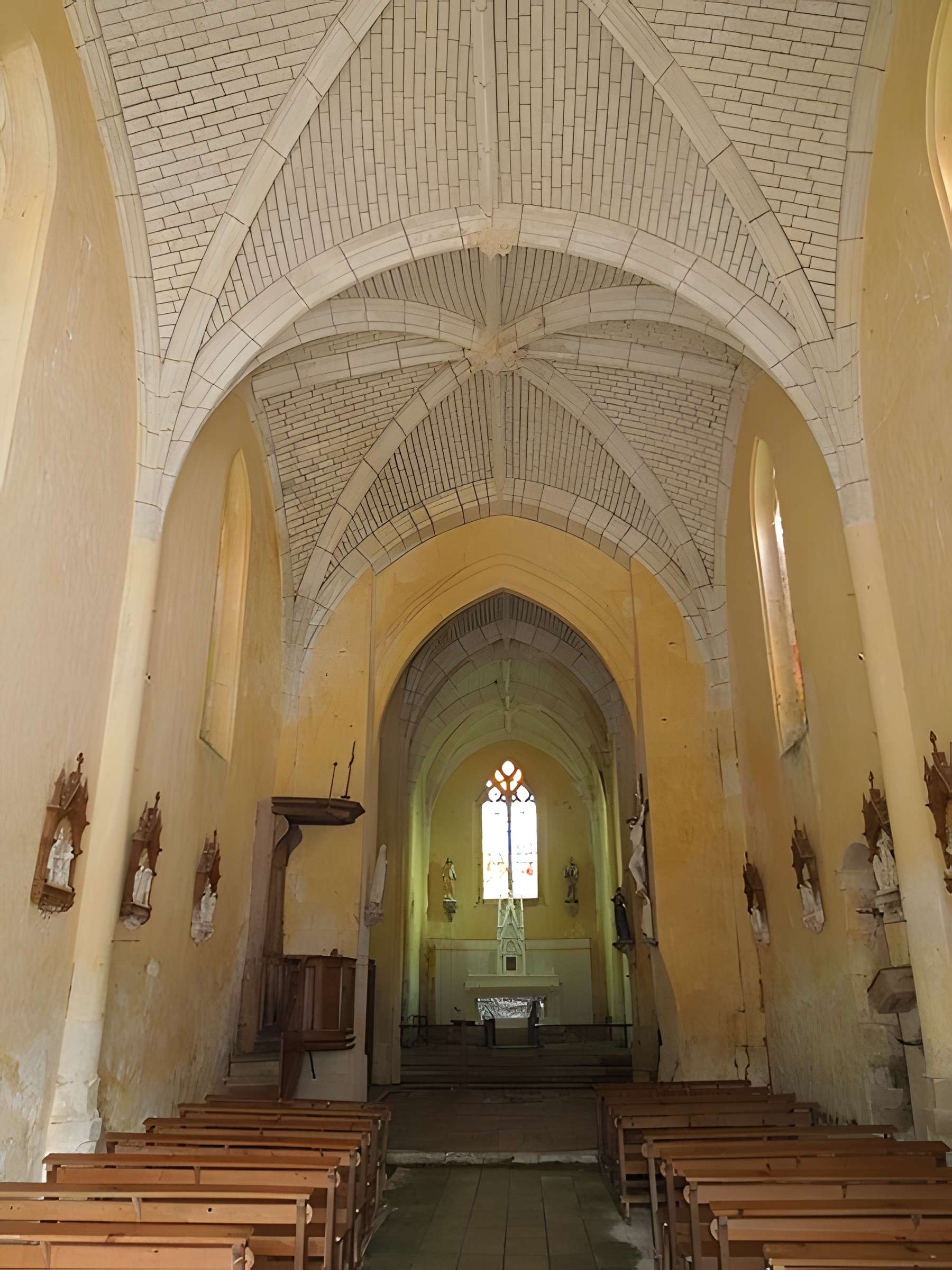 Église Saint-Pierre de Fléac-sur-Seugne