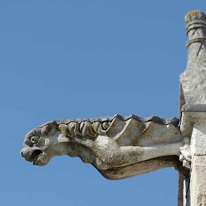 Photo de Église Saint-Pierre de Fourges