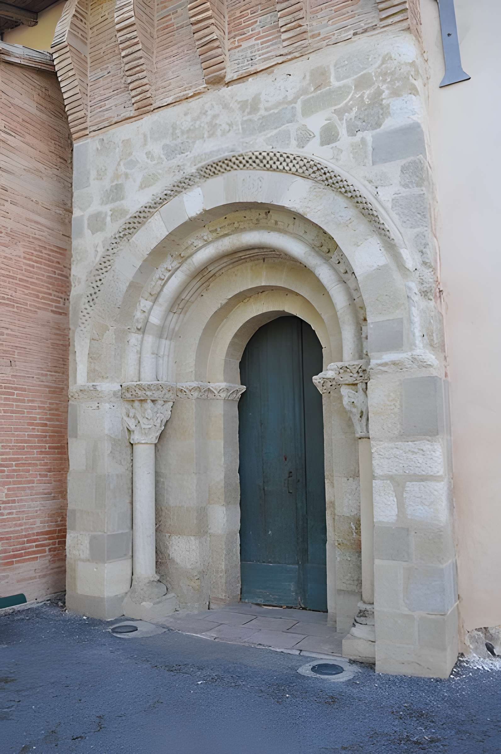 Église Saint-Pierre de Gémil