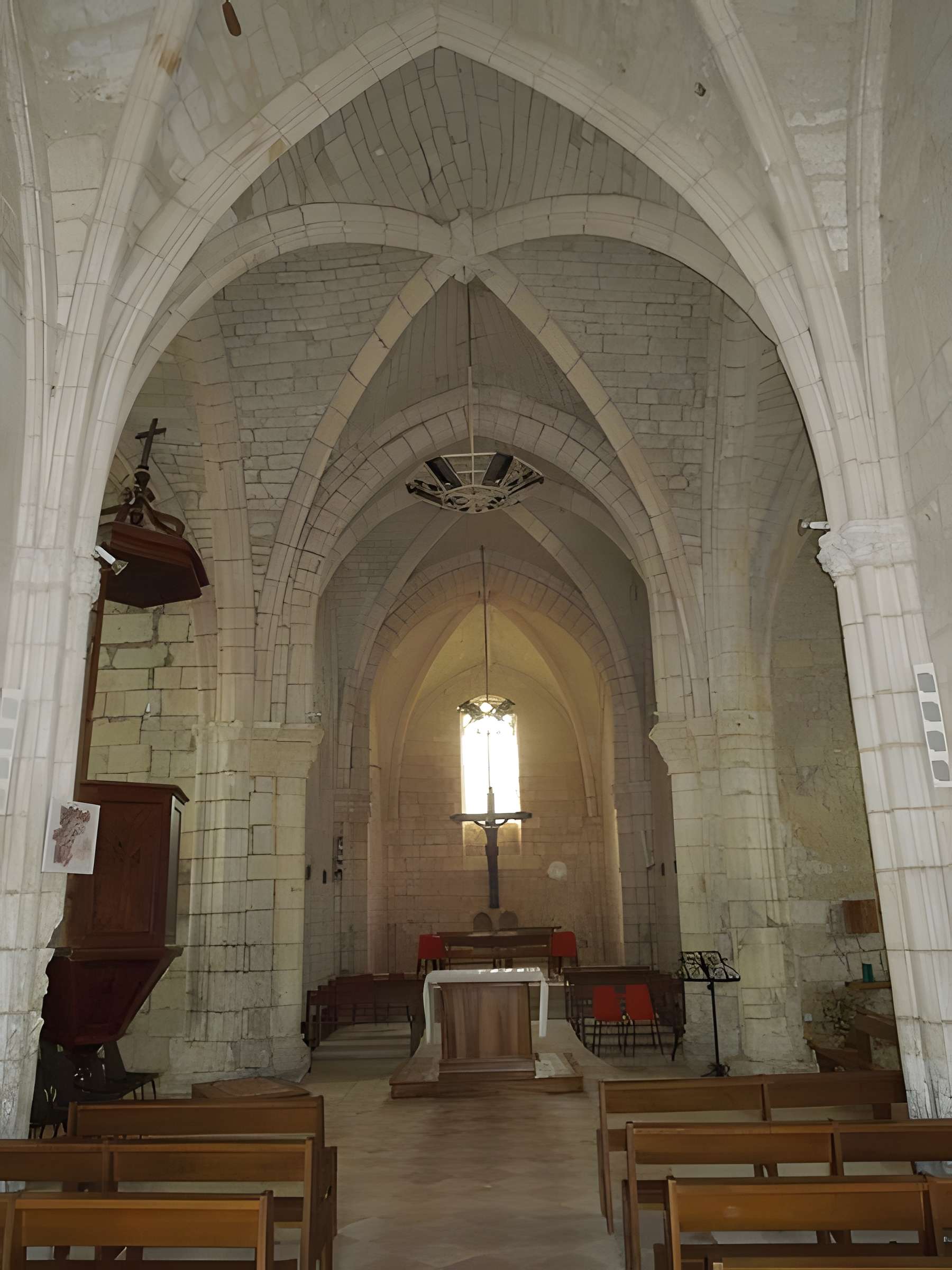 Église Saint-Pierre de Germignac