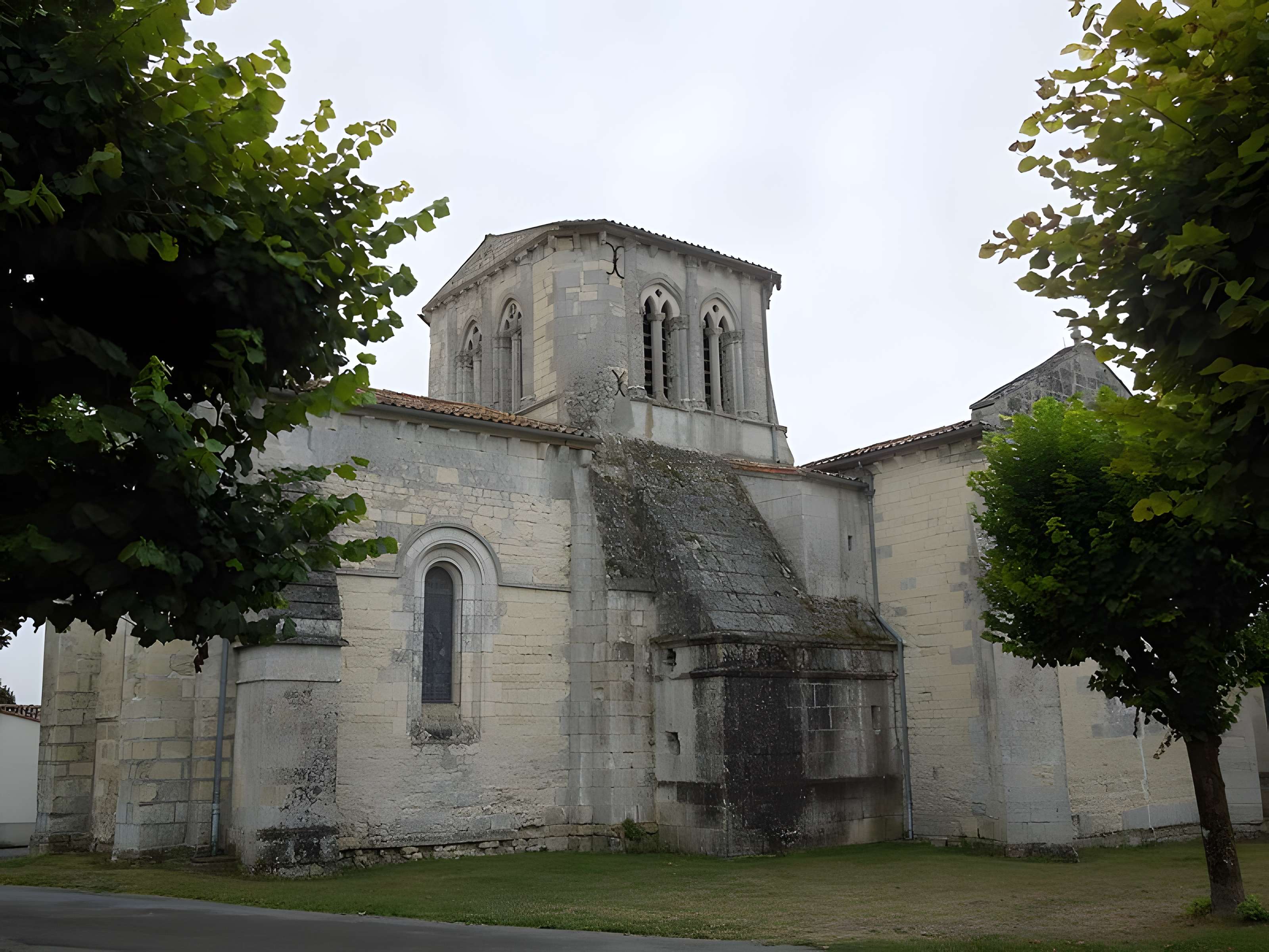 Église Saint-Pierre de Germignac
