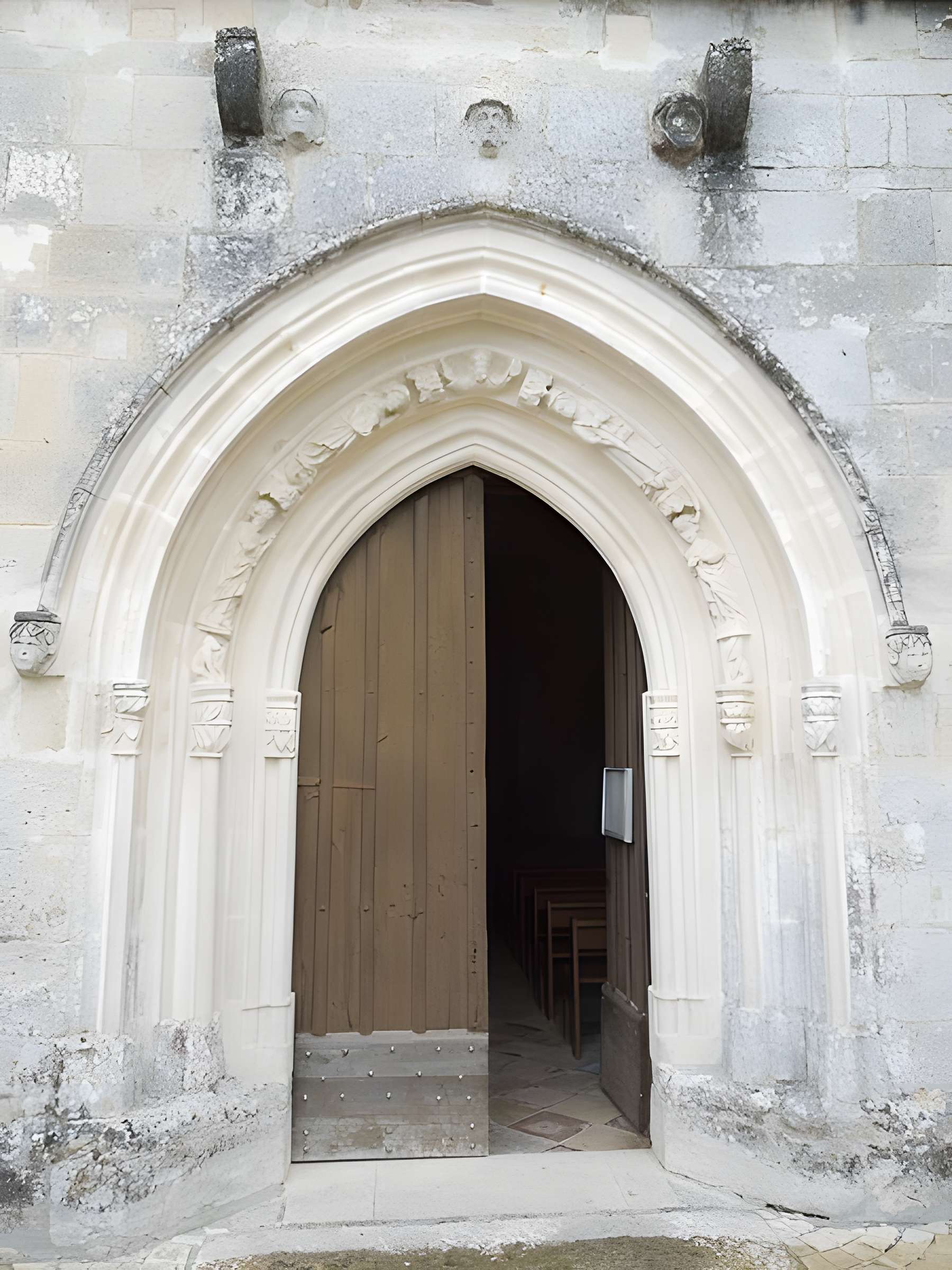 Église Saint-Pierre de Germignac
