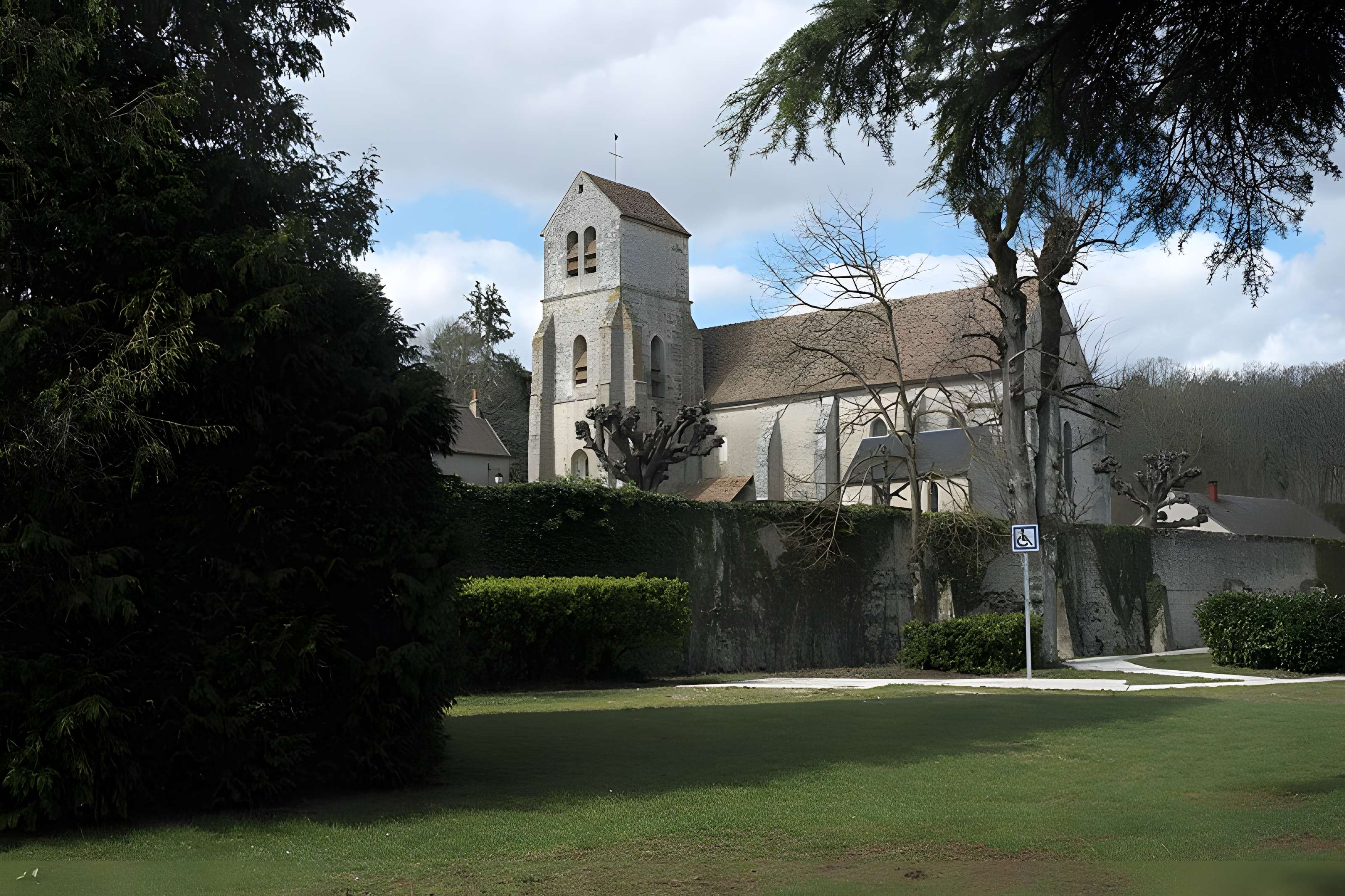 Église Saint-Pierre de Gironville-sur-Essonne