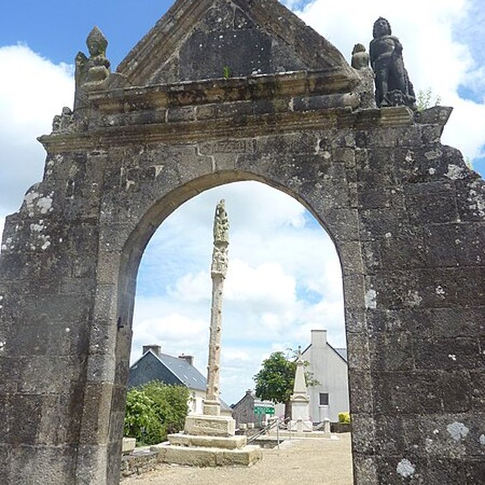 Photo de Église Saint-Pierre de Gouézec