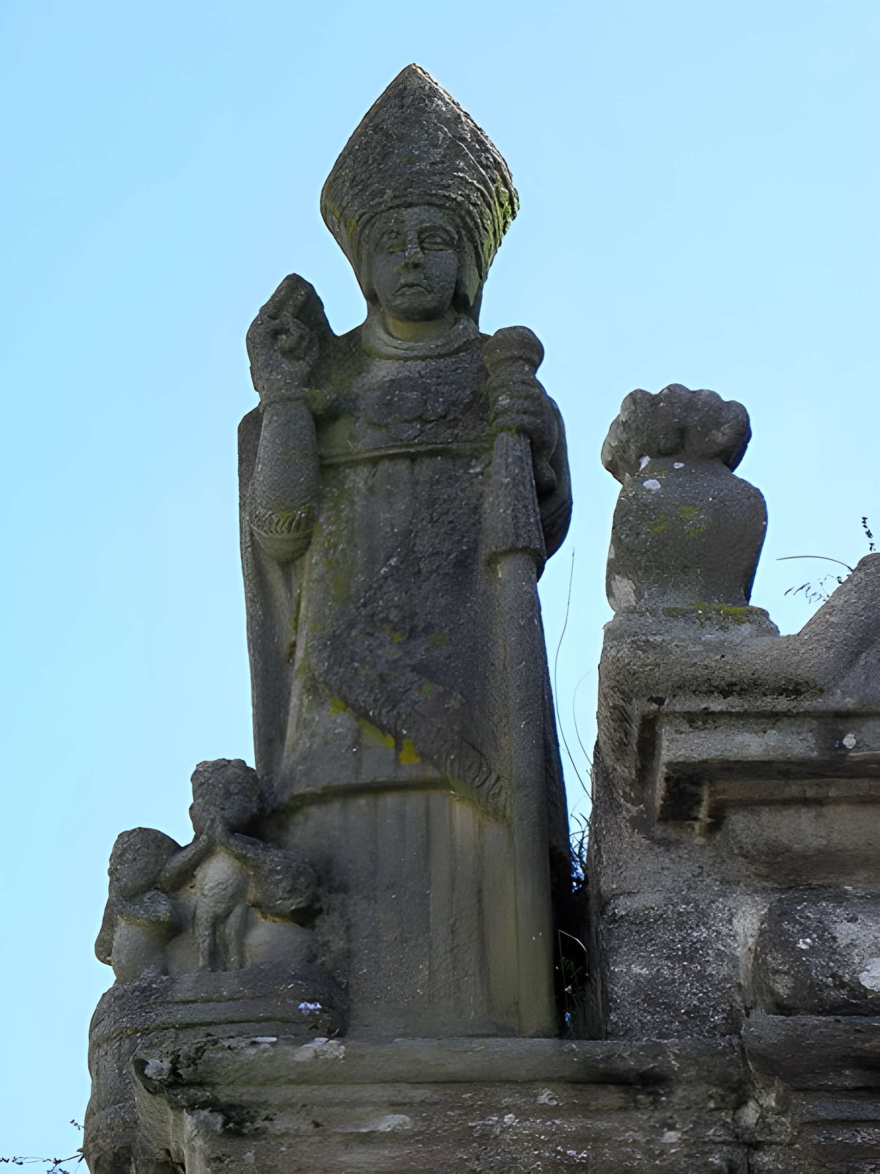 Église Saint-Pierre de Gouézec