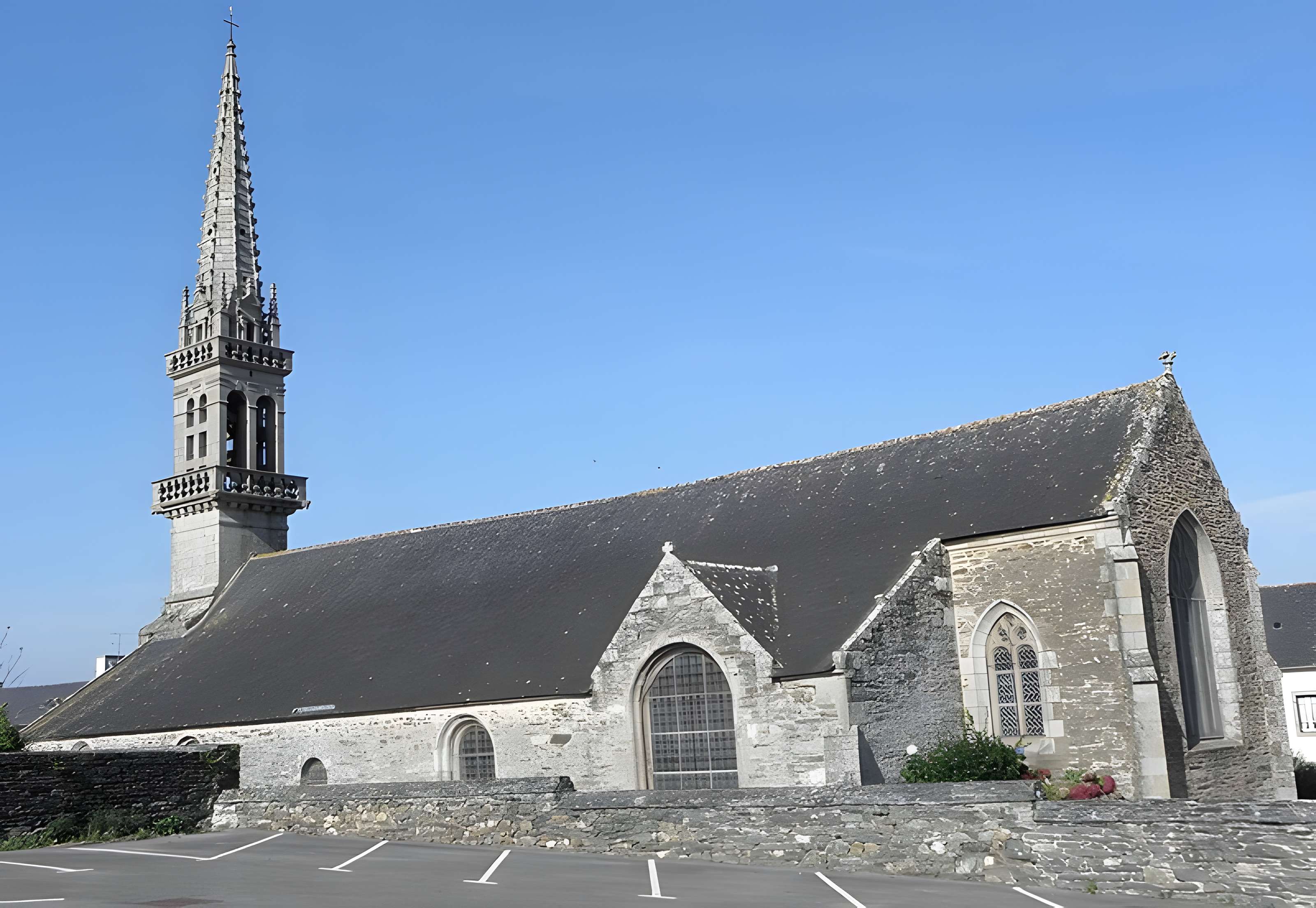 Église Saint-Pierre de Gouézec