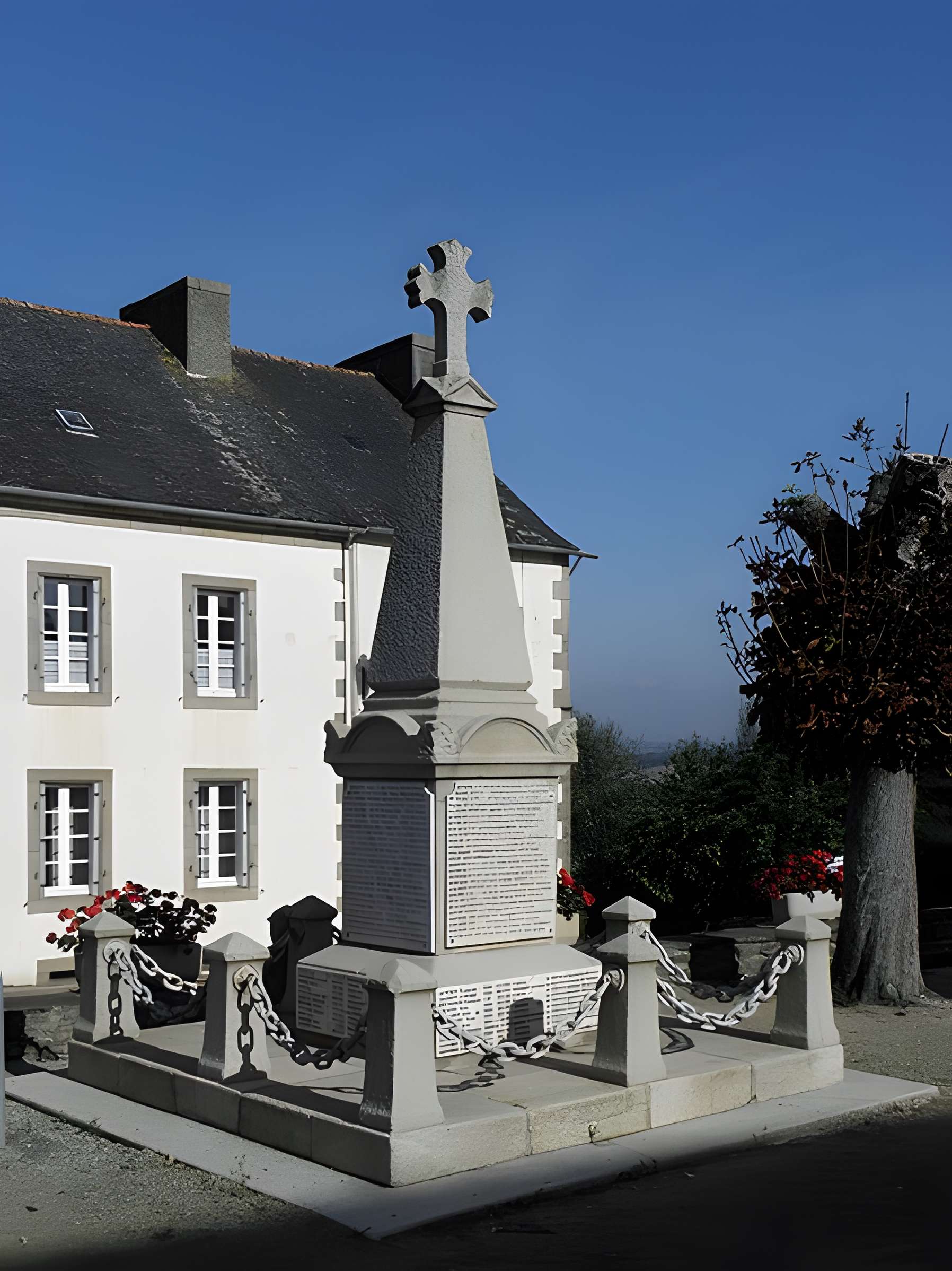 Église Saint-Pierre de Gouézec