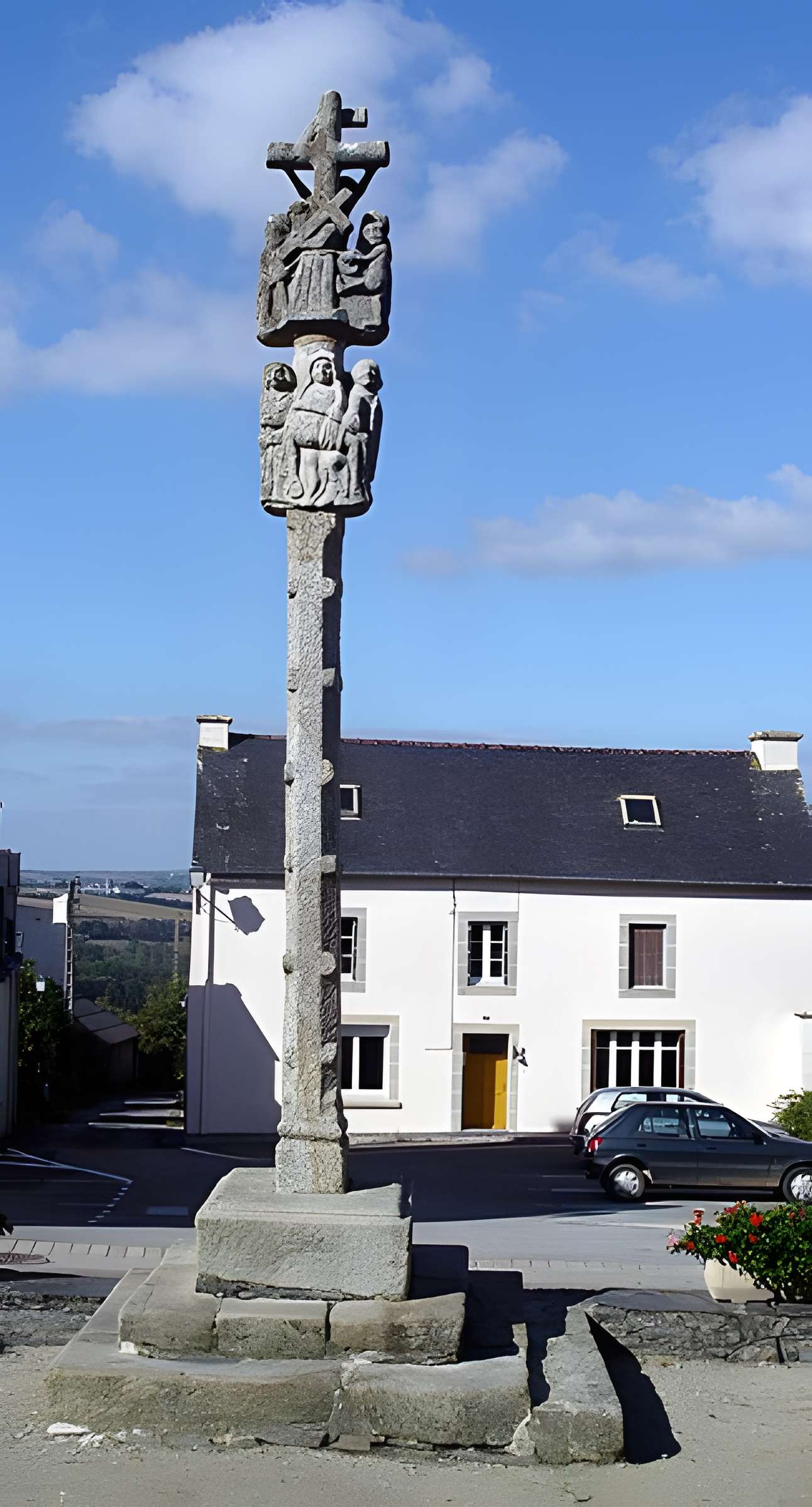 Église Saint-Pierre de Gouézec