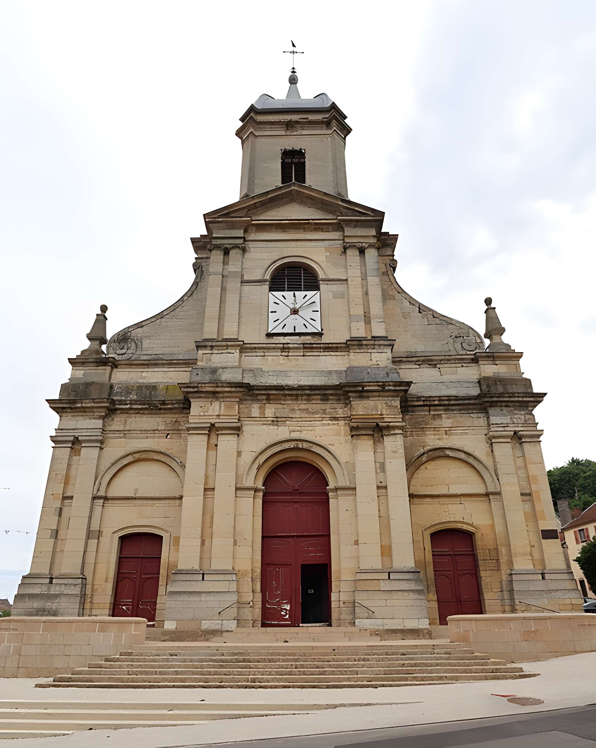 Église Saint-Pierre de Jussey