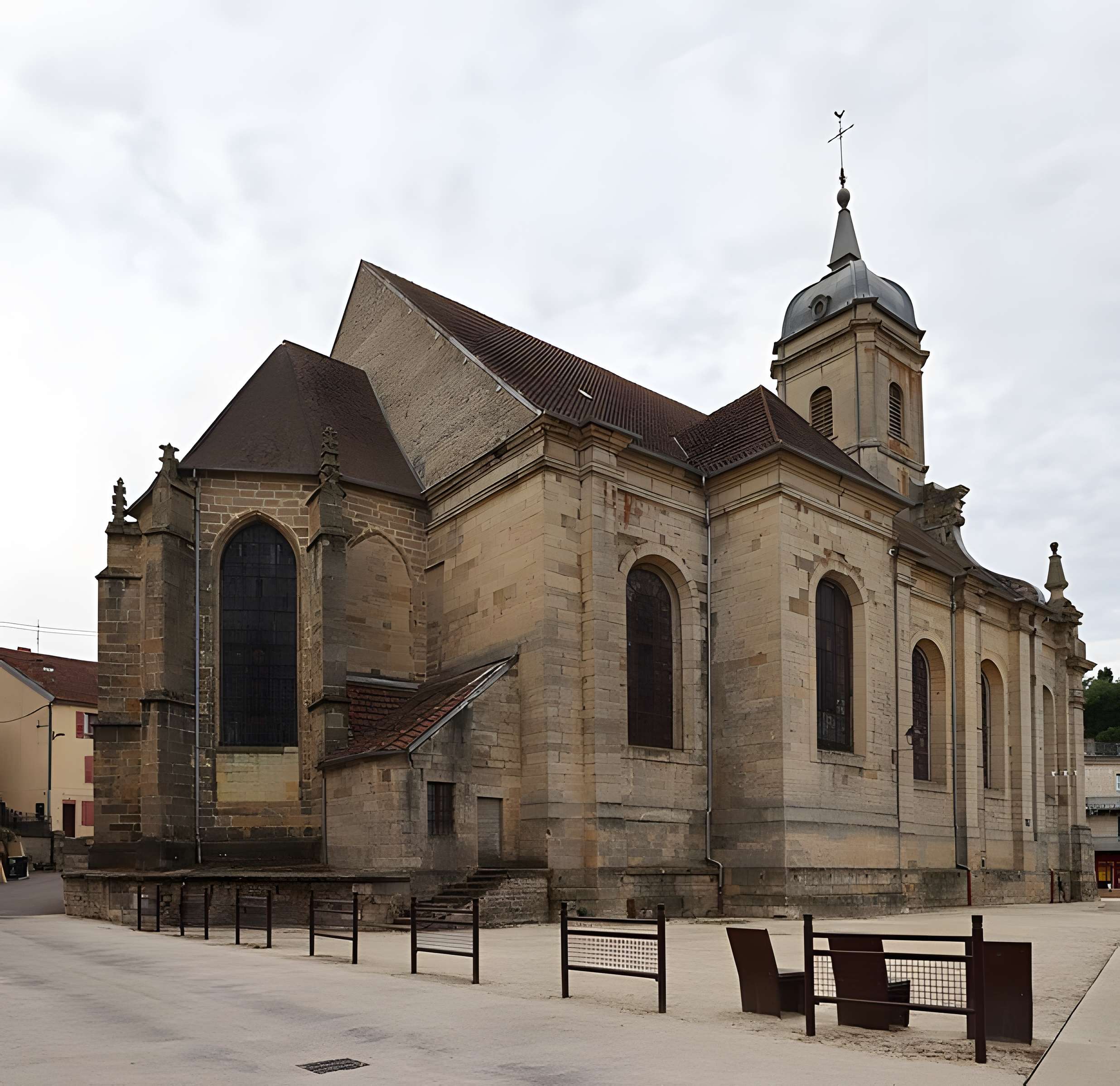 Église Saint-Pierre de Jussey