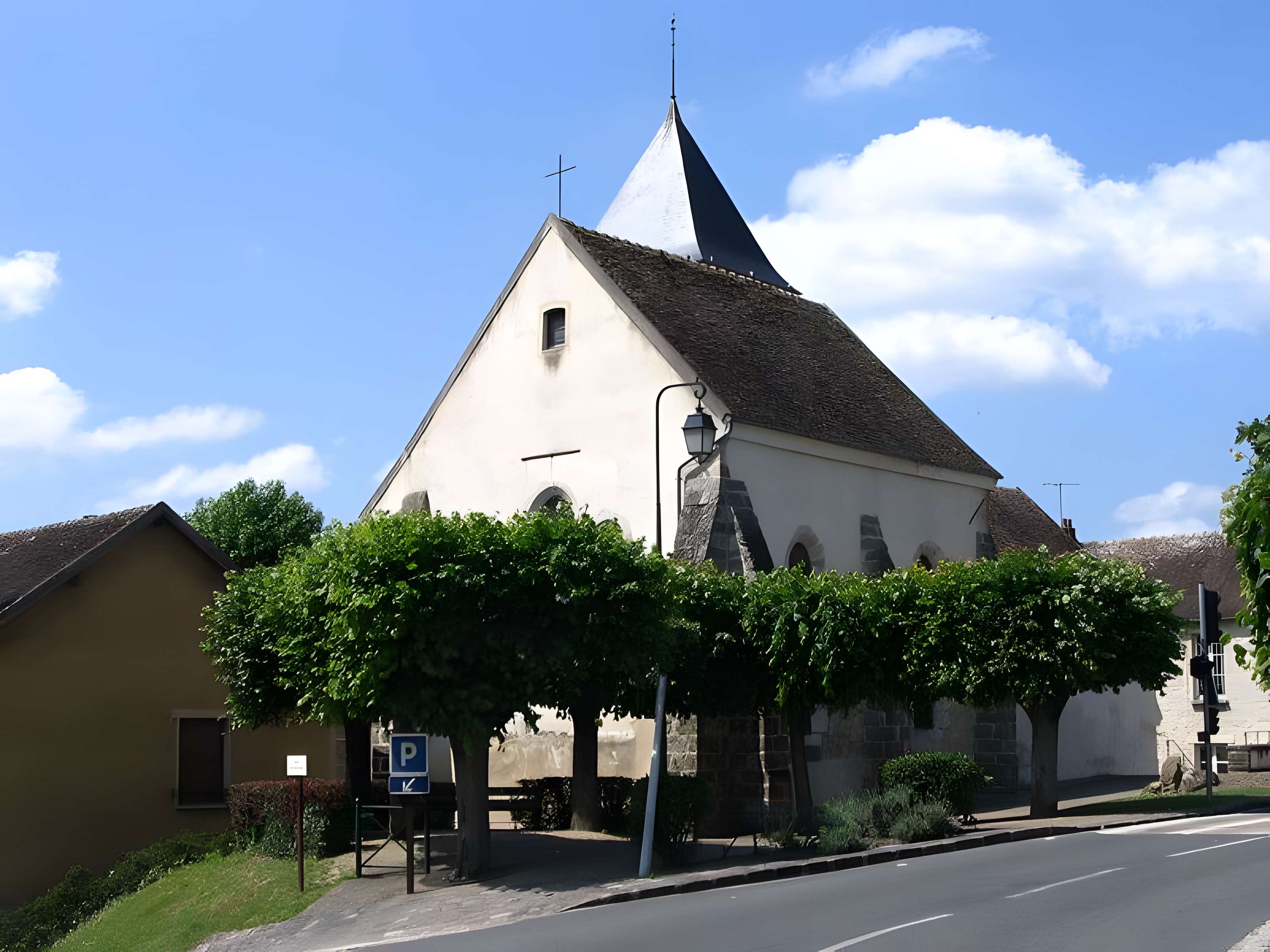 Église Saint-Pierre de La Celle