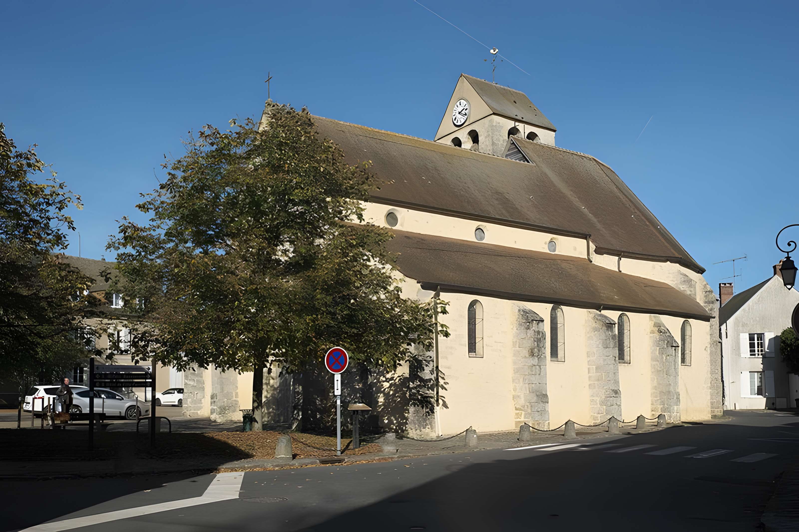 Église Saint-Pierre de Lardy