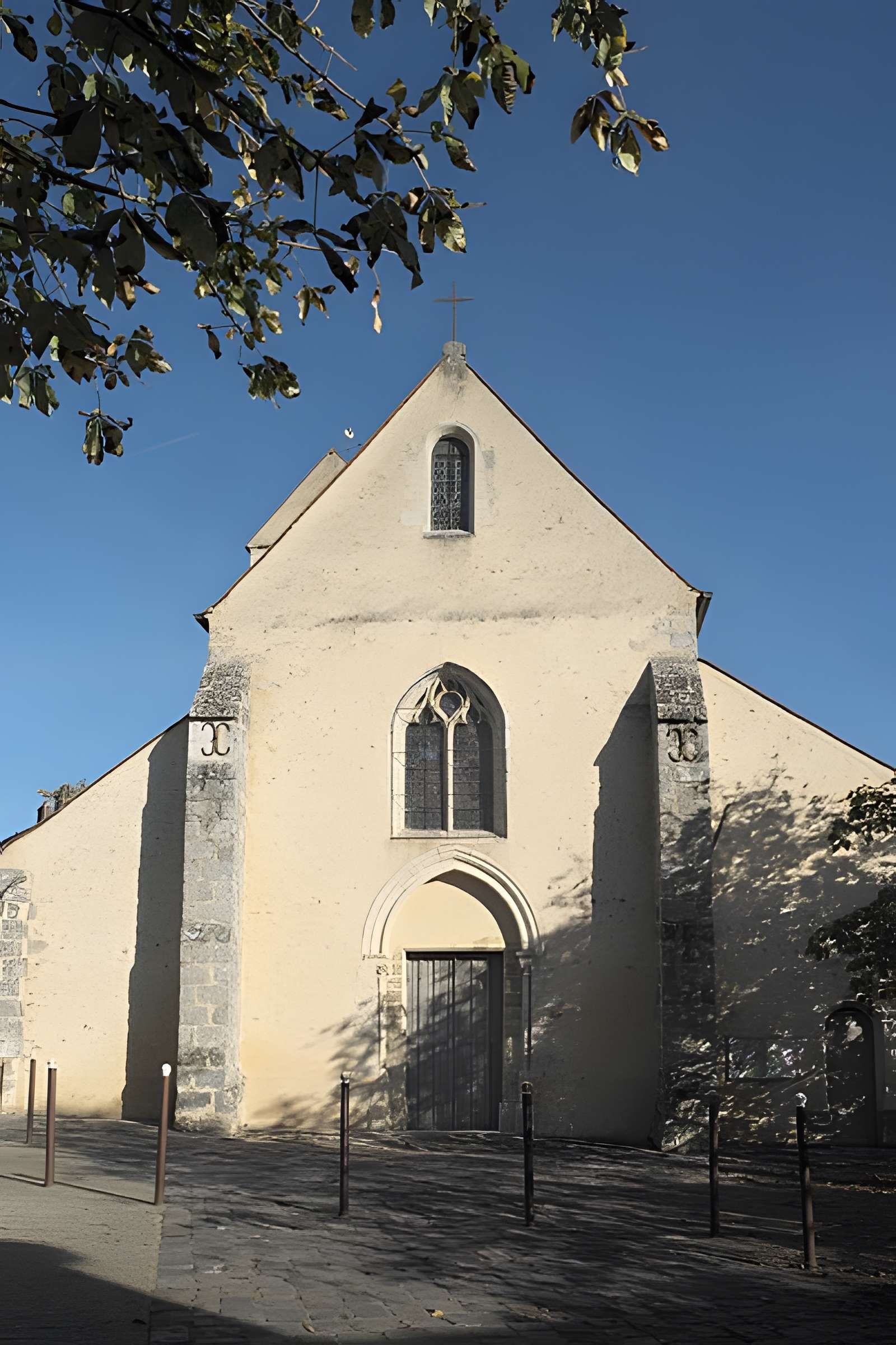 Église Saint-Pierre de Lardy