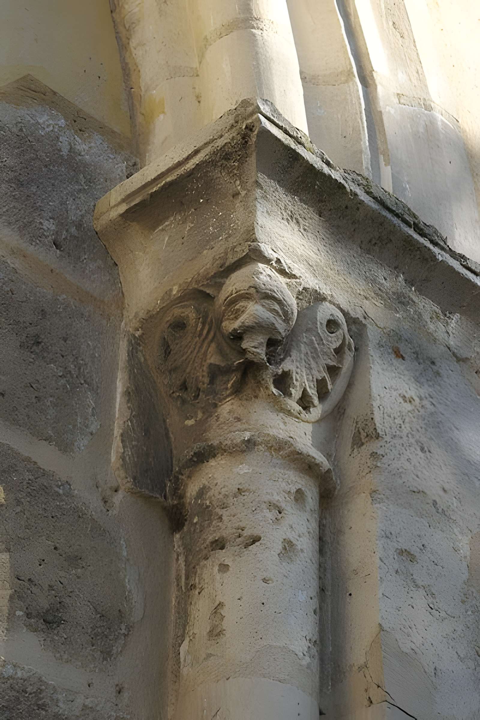 Église Saint-Pierre de Lardy